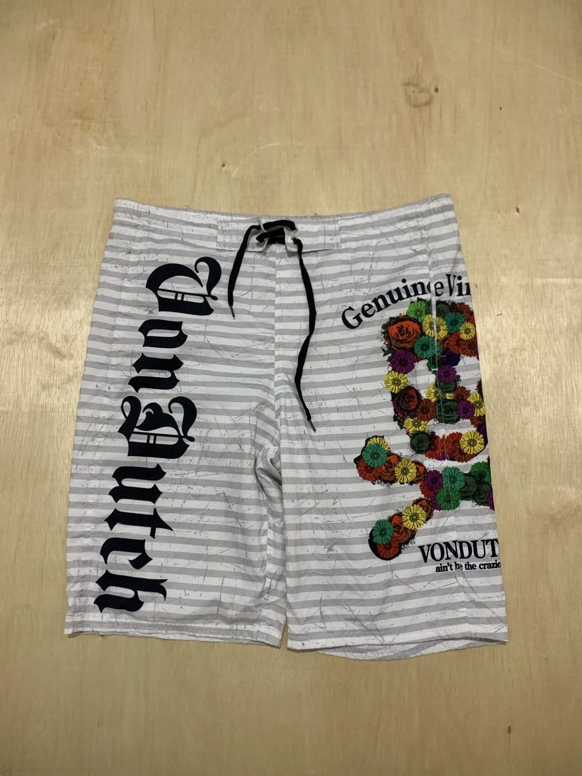 Y2k VonDutch Skull Short