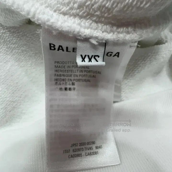 Balenciaga White Long Sleeve Hoodie with Logo.