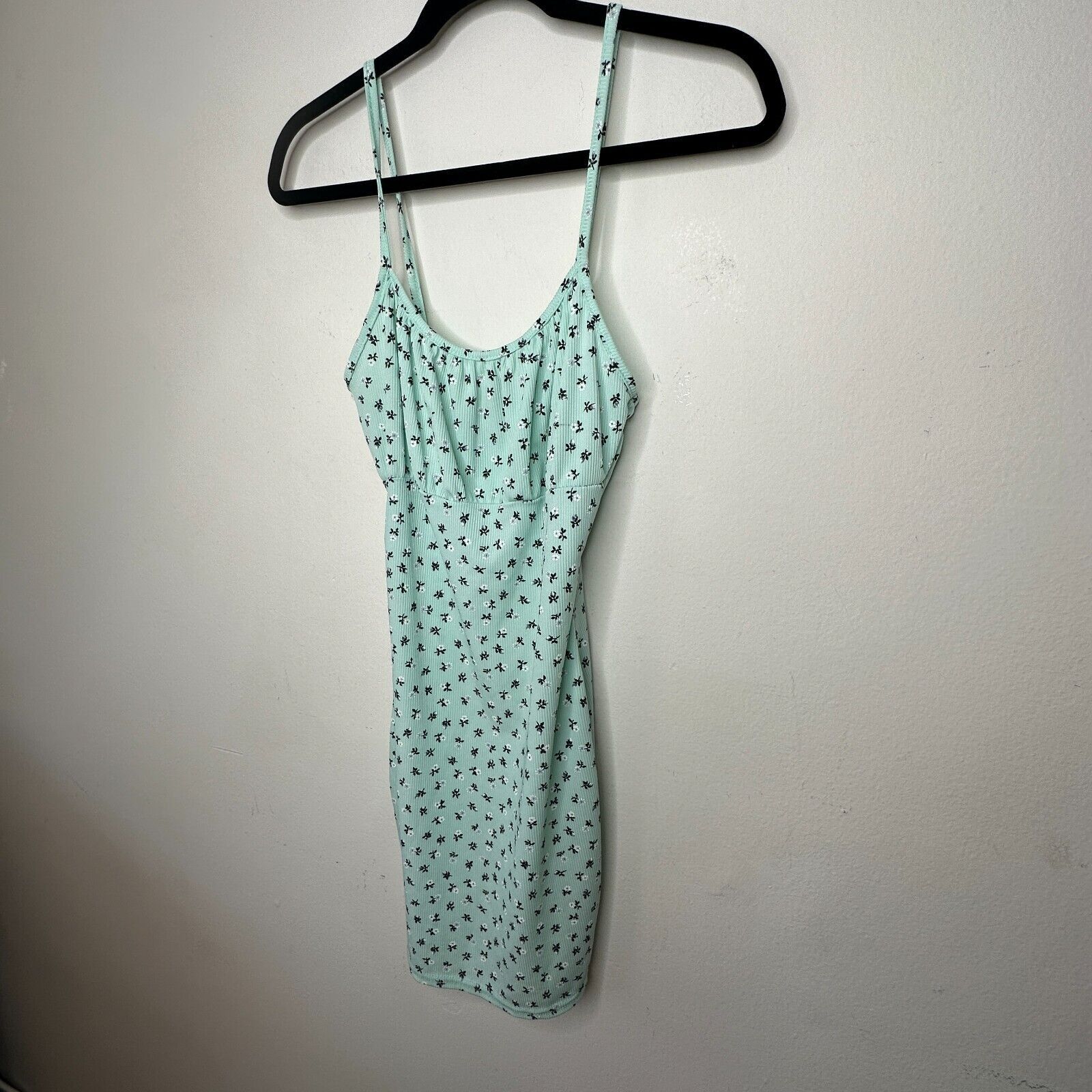 Boohoo boohoo Ditsy Mint Floral Rouched Bust Spaghetti Strap Mini 6 Size M / US 6-8 / IT 42-44 - 3 Thumbnail