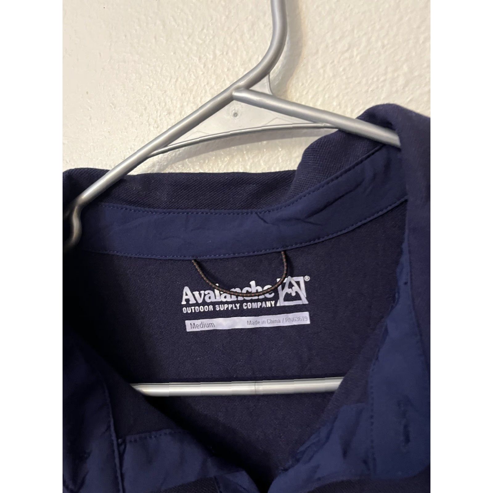 Avalanche Avalanche Polo Shirt Men M Blue Solid Short Sleeve Breathable Lightweight Quick Dry Golf Activewear Shirt Mens Polo Size US M / EU 48-50 / 2 - 2 Thumbnail