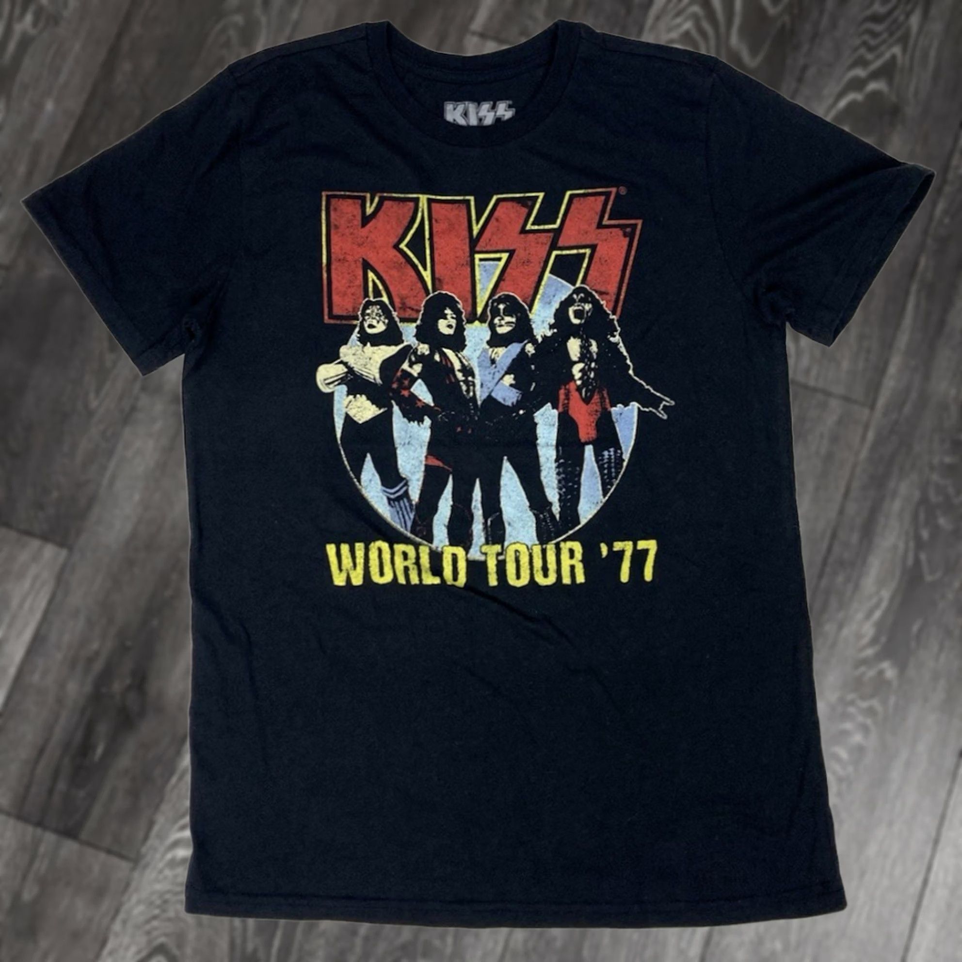 Vintage Kiss World Tour 77 Graphic T-shirt Men Slim Medium Black Short Sleeve Music Shirt Size US M / EU 48-50 / 2 - 1 Thumbnail