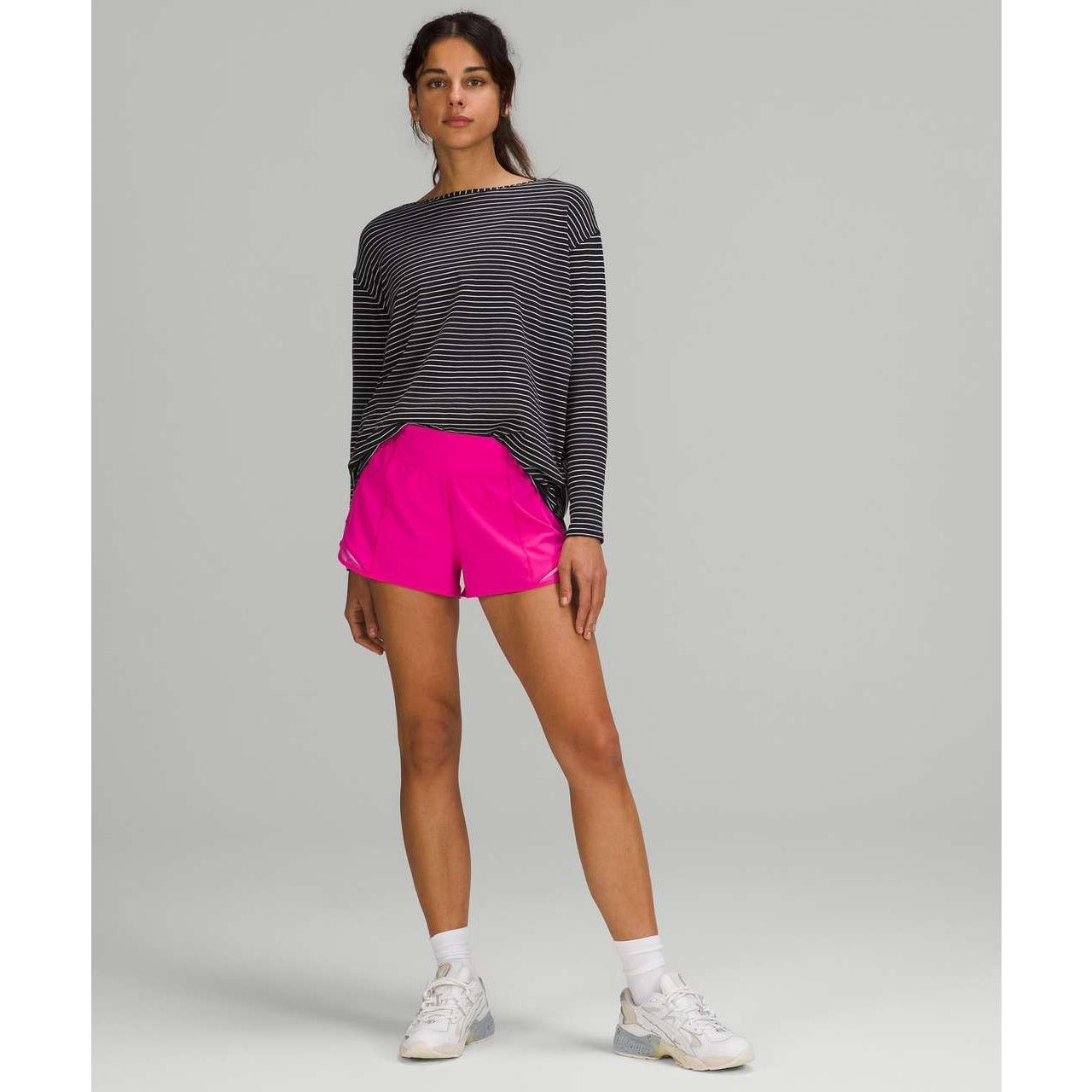 Lululemon Lululemon Black White Striped Hi-Lo Boat Neck 10 - C009 Size L / US 10 / IT 46 - 1 Thumbnail
