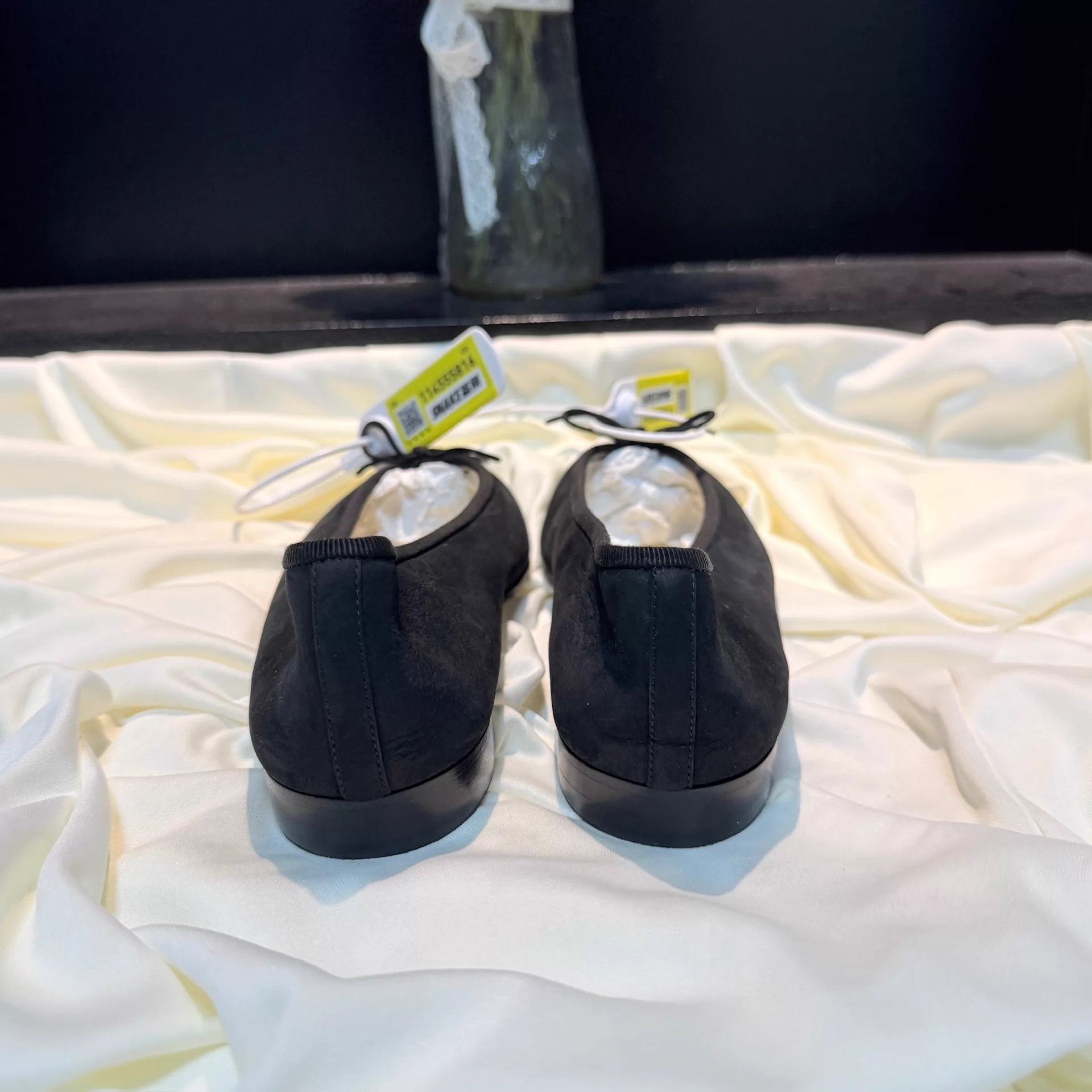 Chanel CHANEL Black CC Embroidered Flat Shoe EU 36 New Size US 5.5 / IT 35.5 - 3 Thumbnail