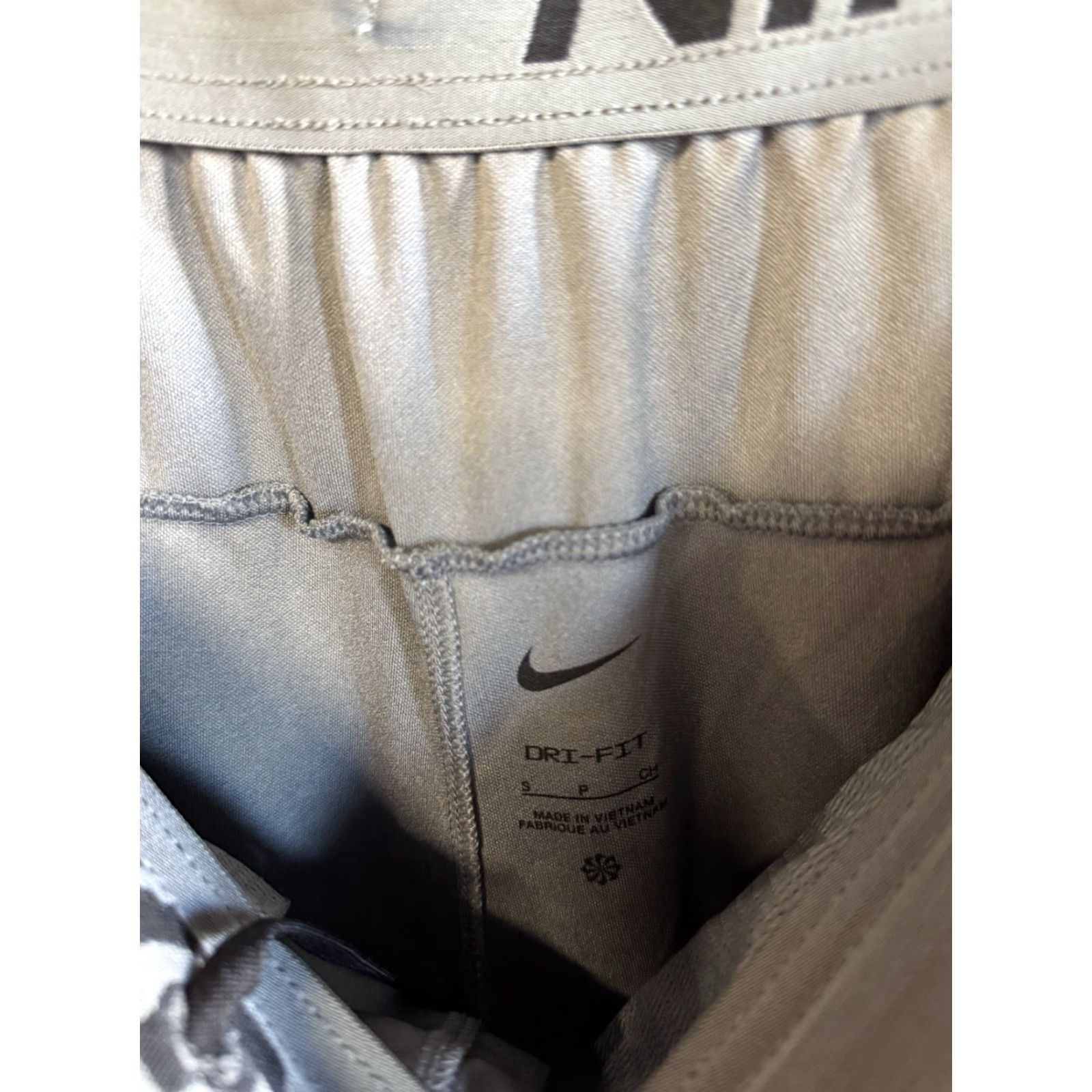 Nike Nike Mens Gray Athletic Sweatpants Drawstring Size S Dri-Fit Athletic Pants Regular Activewear Size US 29 - 3 Thumbnail