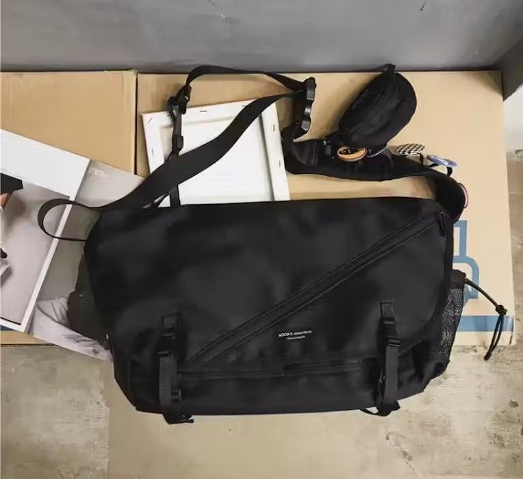 Japanese Brand hip hop messenger shoulder bag Size ONE SIZE - 9 Thumbnail