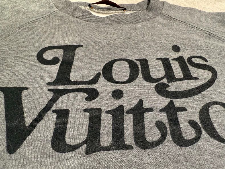 Louis Vuitton Louis Vuitton grey long sleeves 2501-Nextarrow Size US XS / EU 42 / 0 - 7 Thumbnail