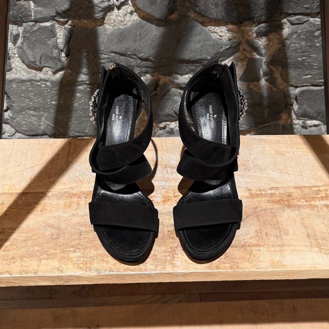 Louis Vuitton Louis Vuitton Black Suede Madeleine Crystal Logo Sandals Size US 9 / IT 39 - 12 Thumbnail