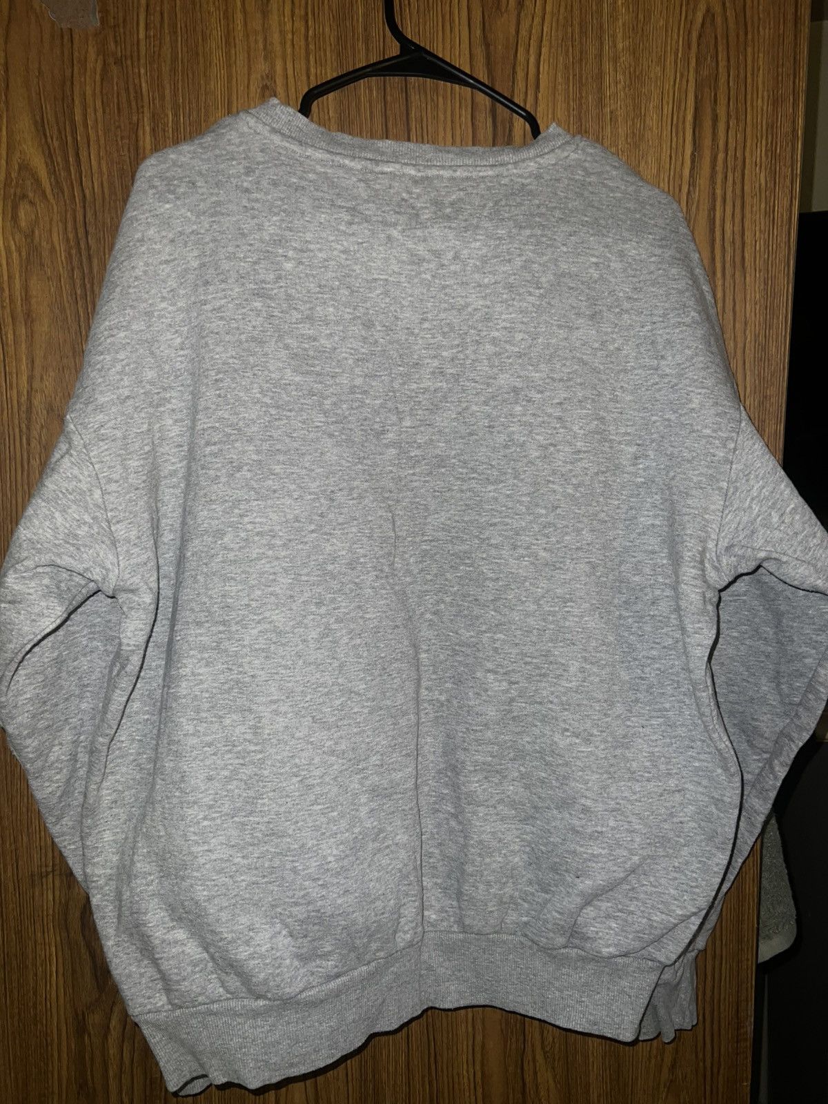 H&M Vintage SIZE L H&M Crewneck 2015 Size US L / EU 52-54 / 3 - 2 Thumbnail