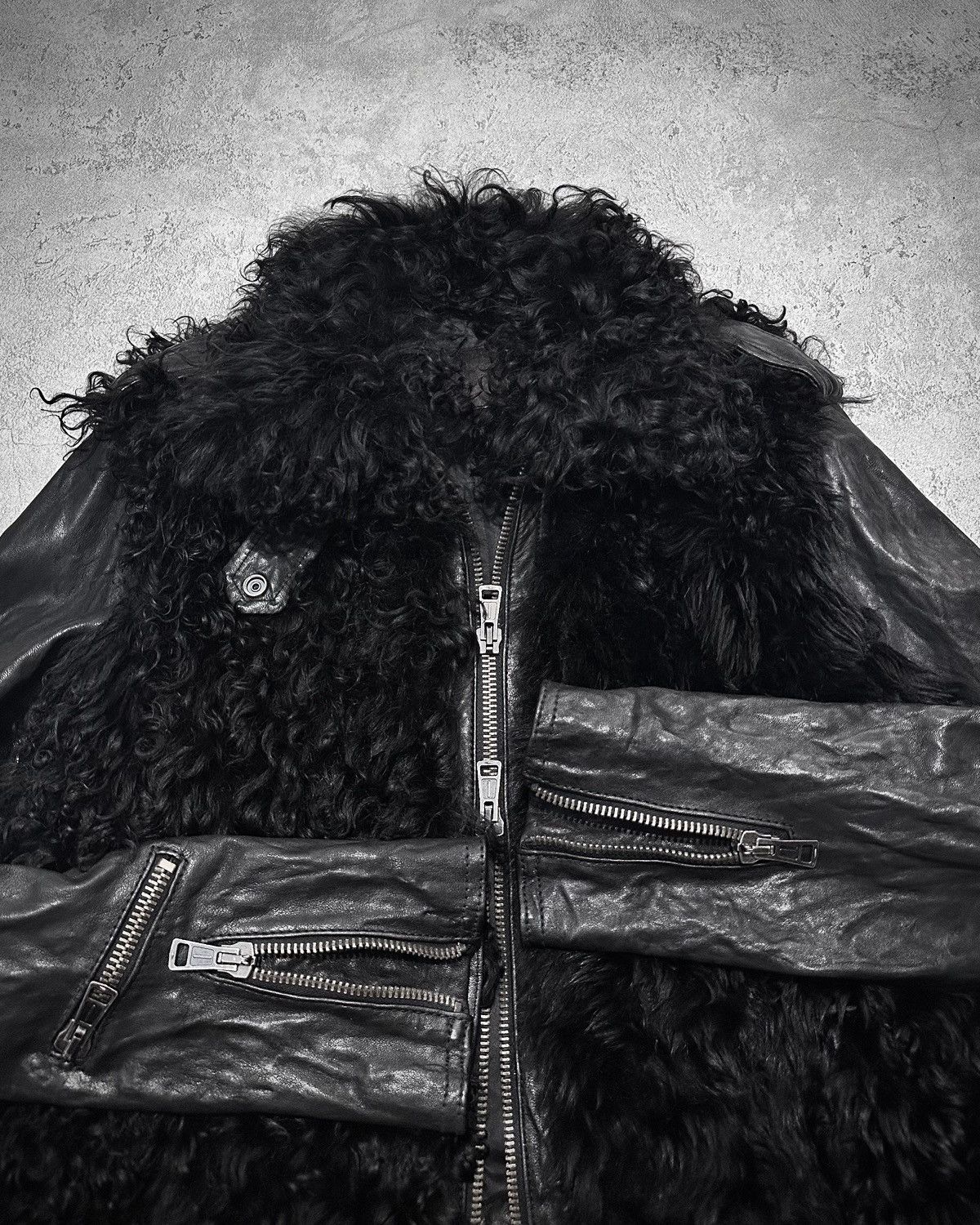 R13 Rare R13 Furry Shrunken Shearling Leather Riders Jacket Size US L / EU 52-54 / 3 - 13 Thumbnail
