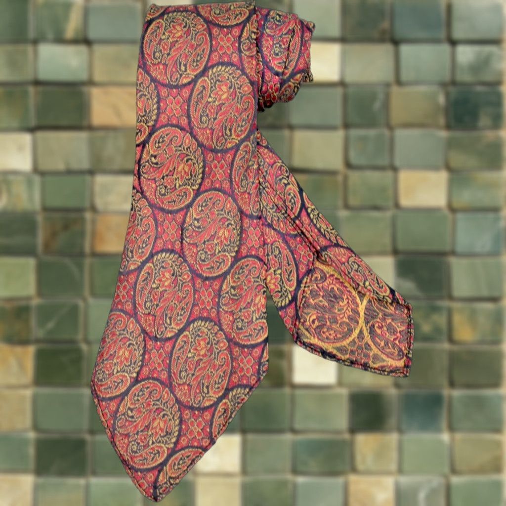 Vintage VTG 1930s Necktie Mens Red & Blue Paisley Pattern 30s Tie - Rayon Original Size ONE SIZE - 1 Thumbnail