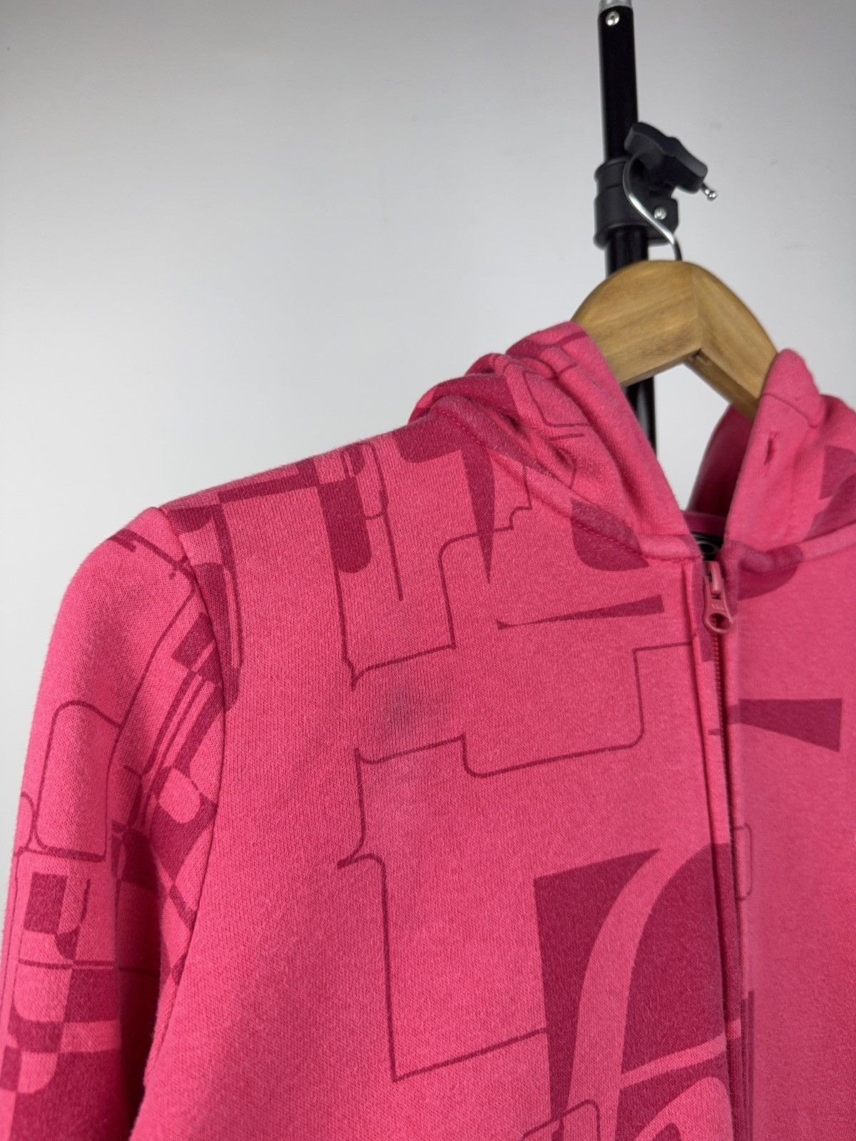 Oakley Y2K 00s Oakley Outdoor Pink Abstract Full Zip Hoodie M Size M / US 6-8 / IT 42-44 - 3 Thumbnail