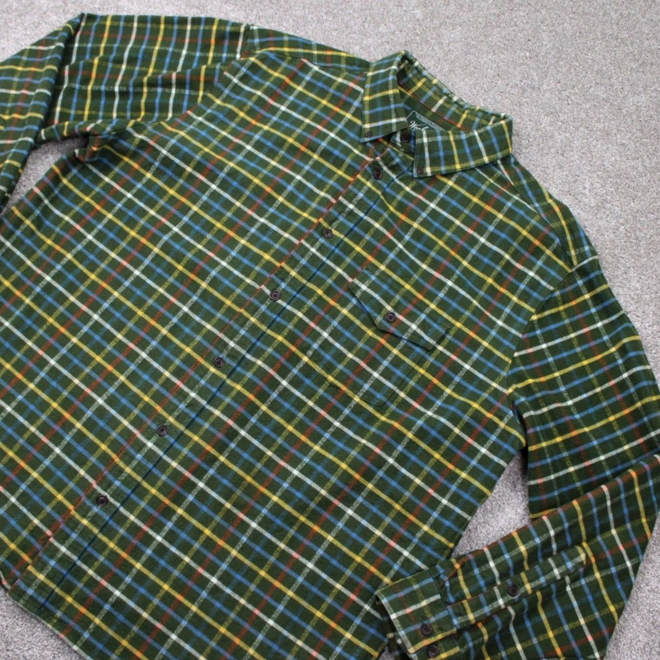Vintage Woolrich Shirt Mens 2XL Flannel Button-Up Plaid Green Yellow Blue L/S Cotton Size US XXL / EU 58 / 5 - 3 Thumbnail