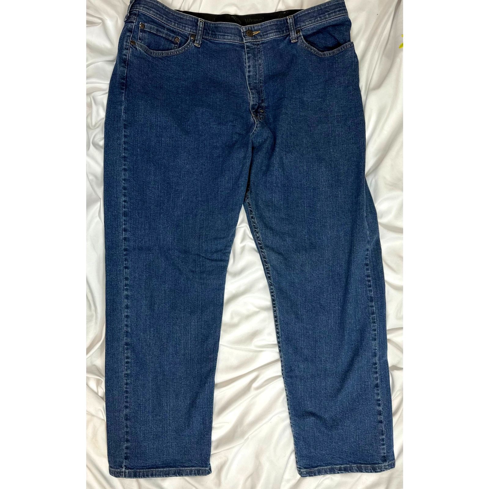 Wrangler Wrangler Authentic Mens Classic Straight Fit Jean Blue 40x30 Size US 40 / EU 56 - 9 Thumbnail
