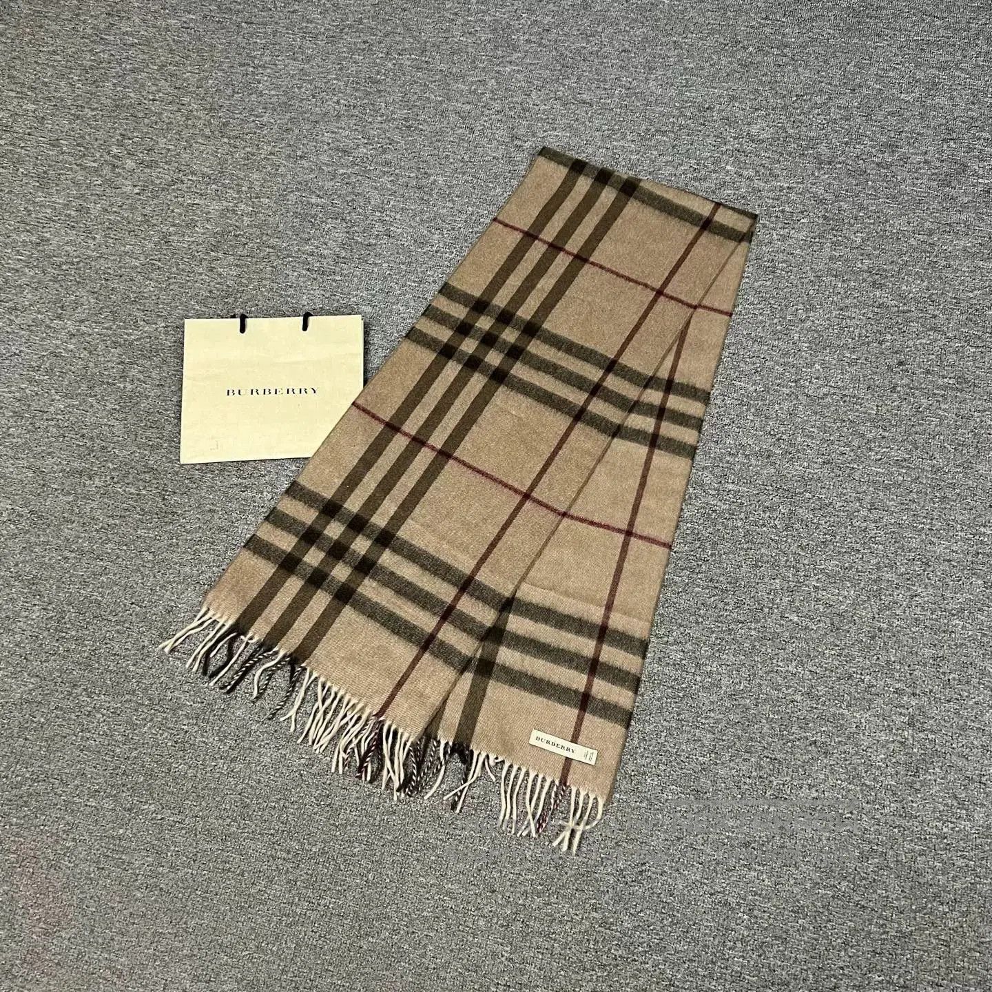 Burberry burberry classic check scarf. Size ONE SIZE - 2 Thumbnail