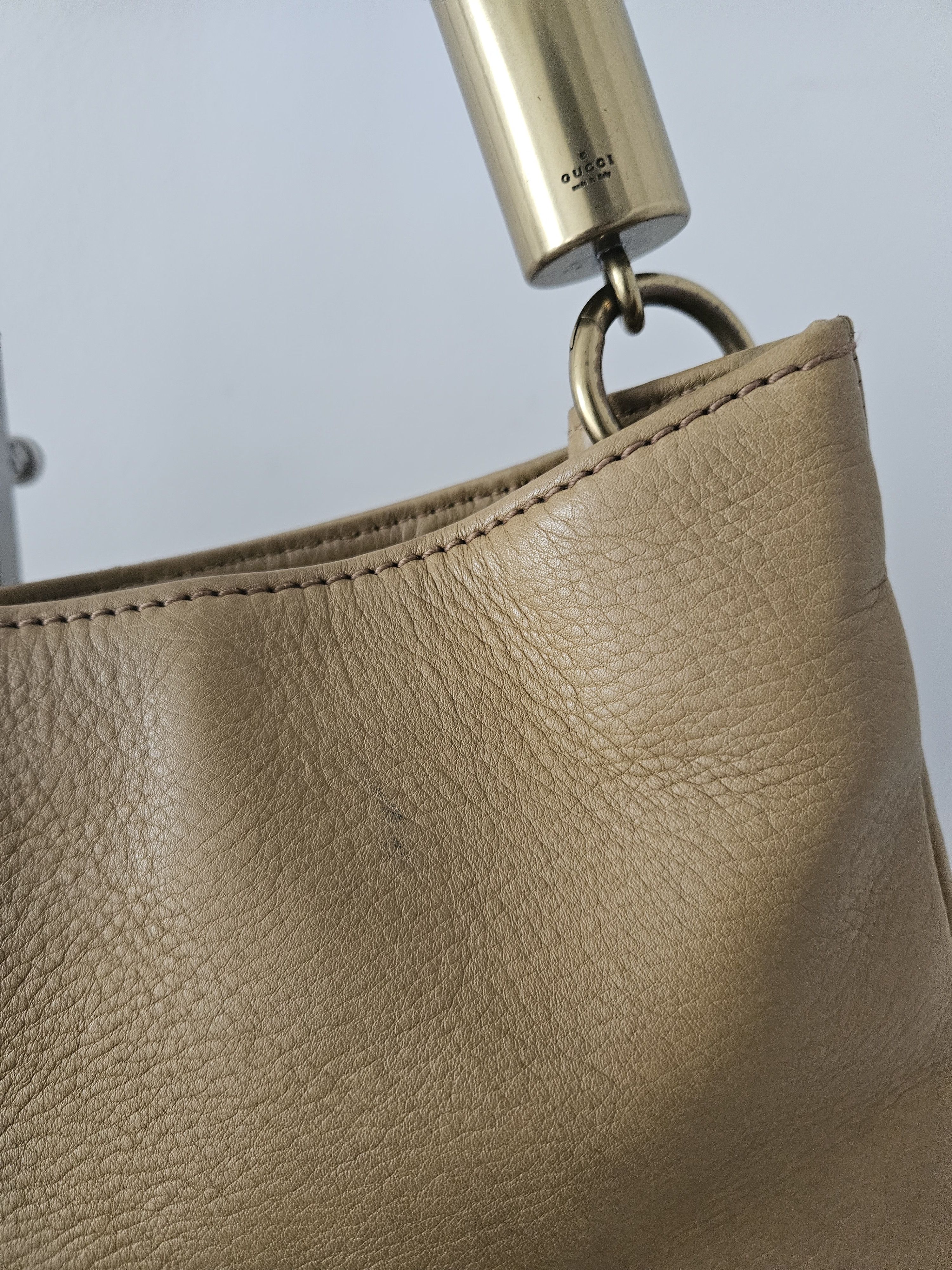 Gucci Vintage y2k gucci leather drawstring handbag Size ONE SIZE - 19 Thumbnail