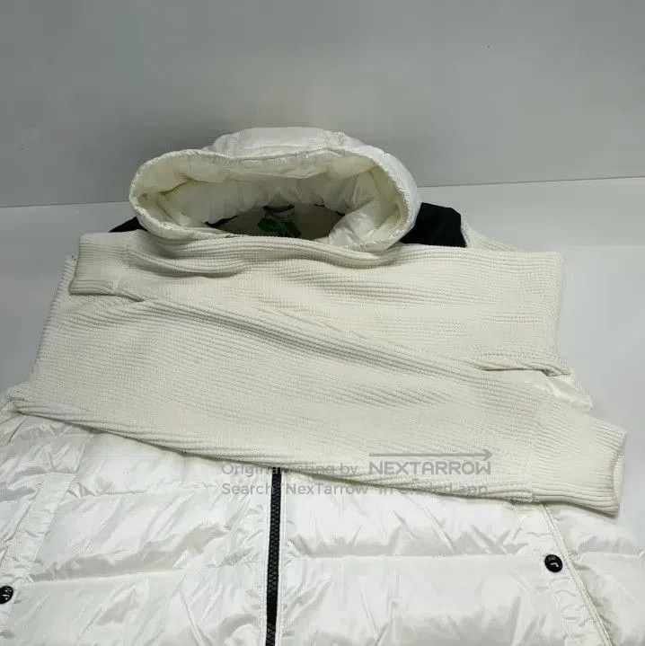 Moncler Moncler Printed Logo Zip Hooded Down Jacket. Size US XL / EU 56 / 4 - 8 Thumbnail