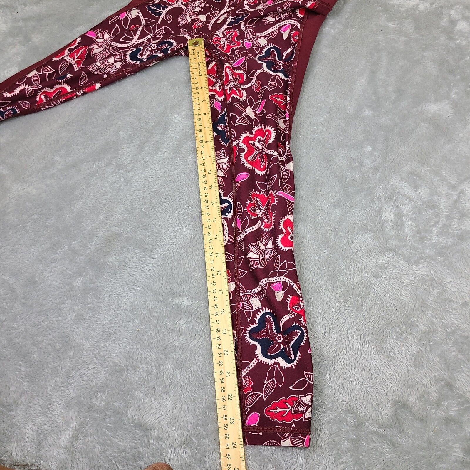 Athleta Athleta Maroon & Batik Print Floral Leggings Size Small Size 27" / US 4 / IT 40 - 4 Thumbnail