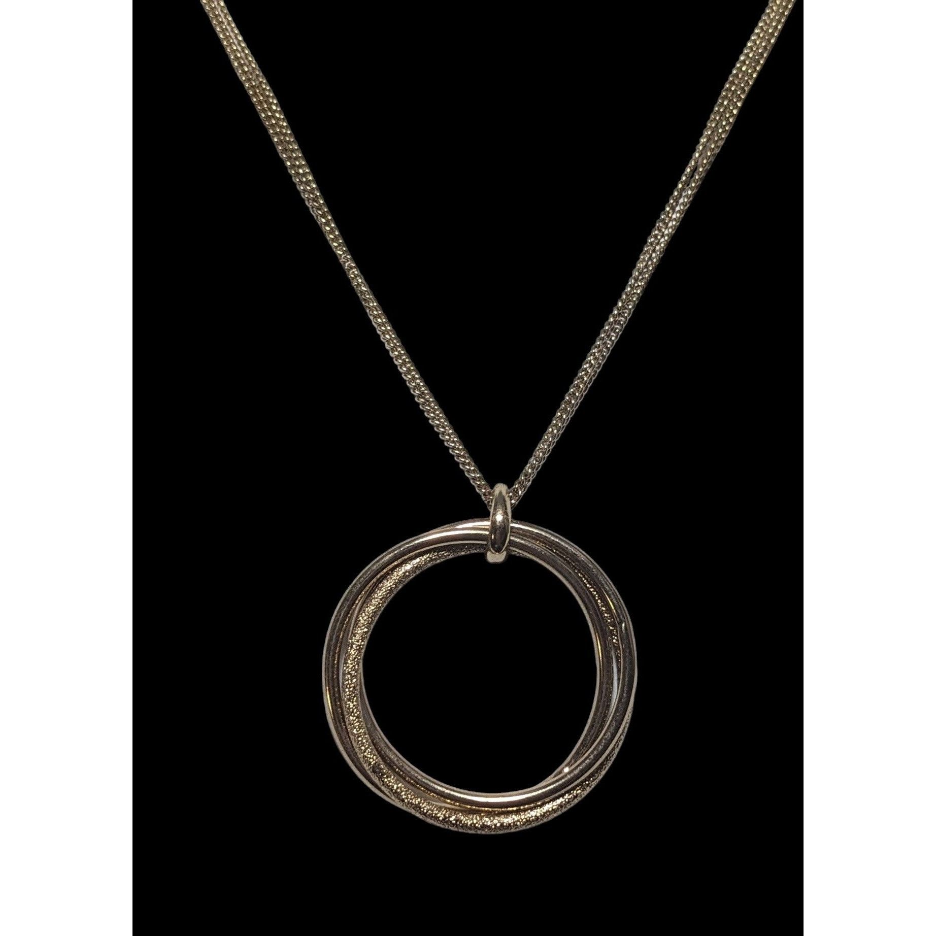 Other Gold Interlocking Circles Pendant Necklace Size ONE SIZE - 3 Thumbnail