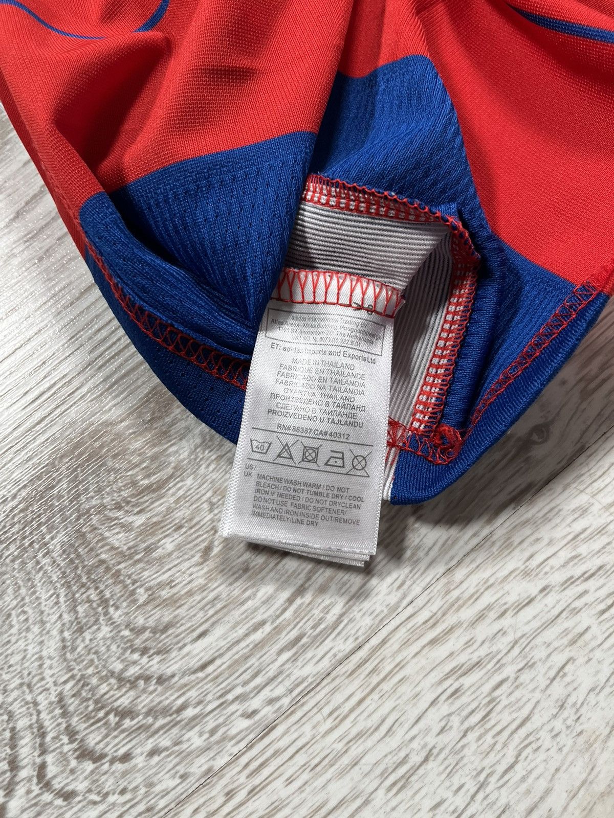 Adidas × Vintage Adidas Bayern Munchen 2014/2015 Home Jersey Size US S / EU 44-46 / 1 - 6 Thumbnail