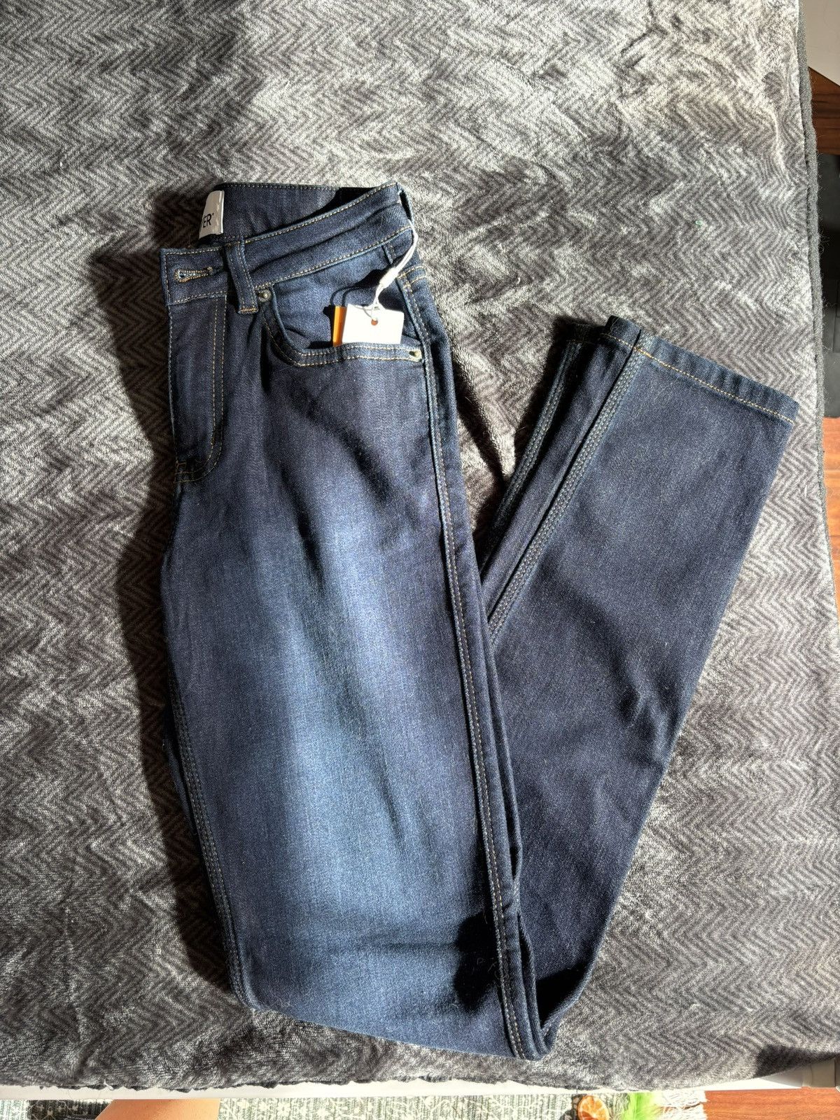 DUER DUER Slim Straight Performance Denim — W24 L32 Size 24" / US 00 / IT 34 - 2 Thumbnail
