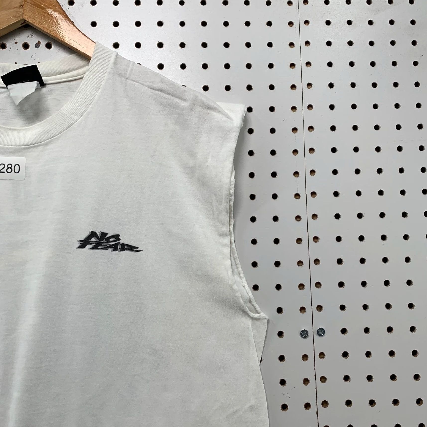 No Fear VINTAGE No Fear Shirt Mens M White Skydive Sleeveless Regular Cotton Size US M / EU 48-50 / 2 - 6 Thumbnail