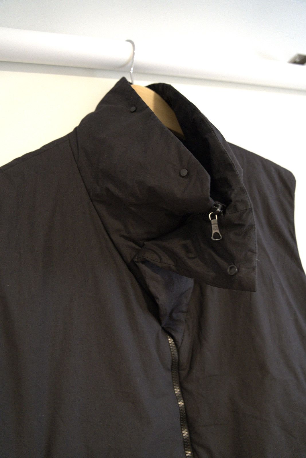 Outlier Outlier Acottondown 45 Cowlvest Medium Prototype Size US M / EU 48-50 / 2 - 3 Thumbnail