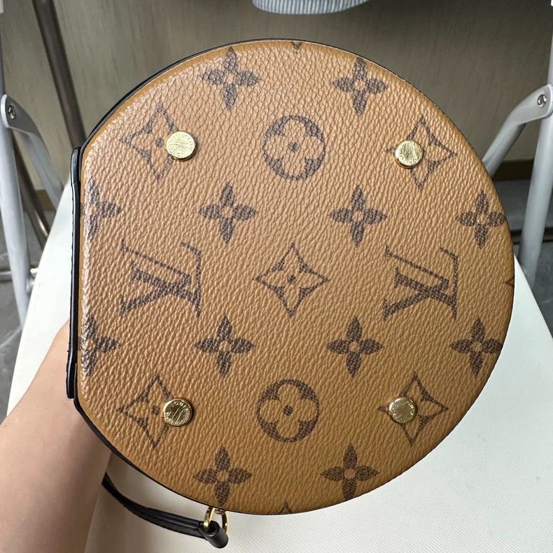 Louis Vuitton Louis Vuitton Cannes Mini Bucket Bag-2507 Size ONE SIZE - 3 Thumbnail