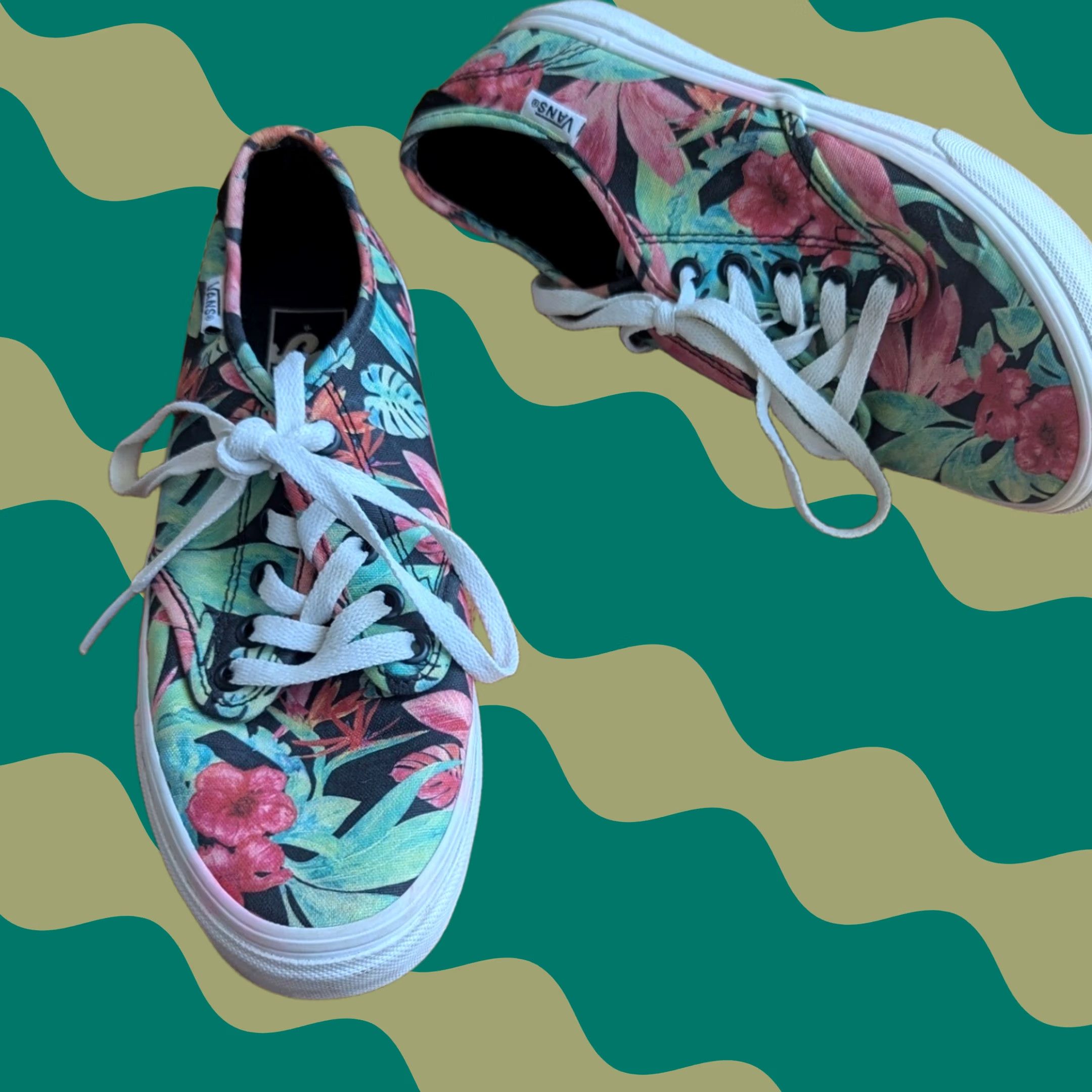 Vans Vans Tropical Floral Print Sneaker Black Pink Hibiscus Canvas Women Casual 6.5 Size US 4 / IT 34 - 1 Thumbnail