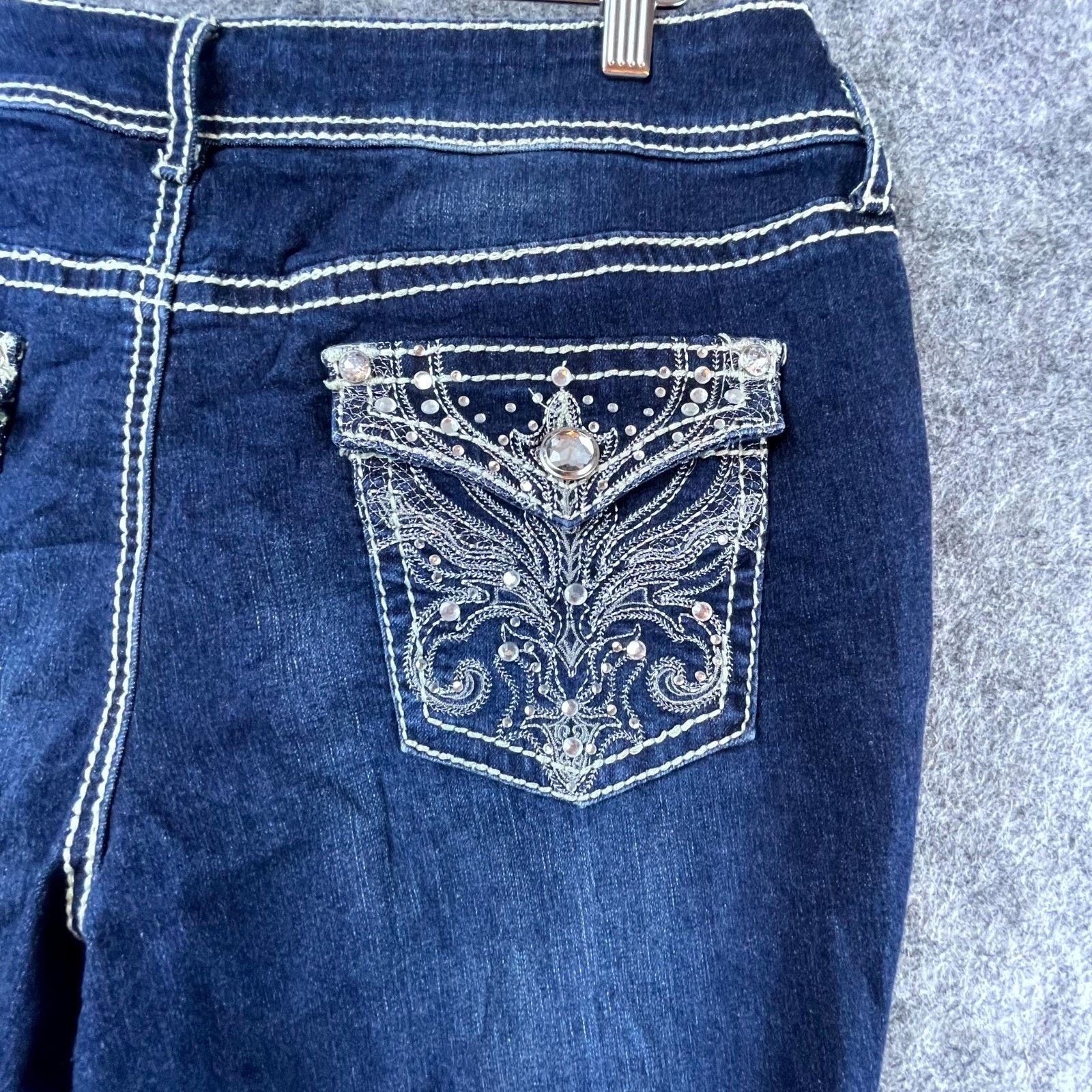 Apt. 9 Apt.9 Jeans Women 34 Y2K Flap Pockets Rhinestones Bootcut Size 34" / US 12 / IT 48 - 3 Thumbnail