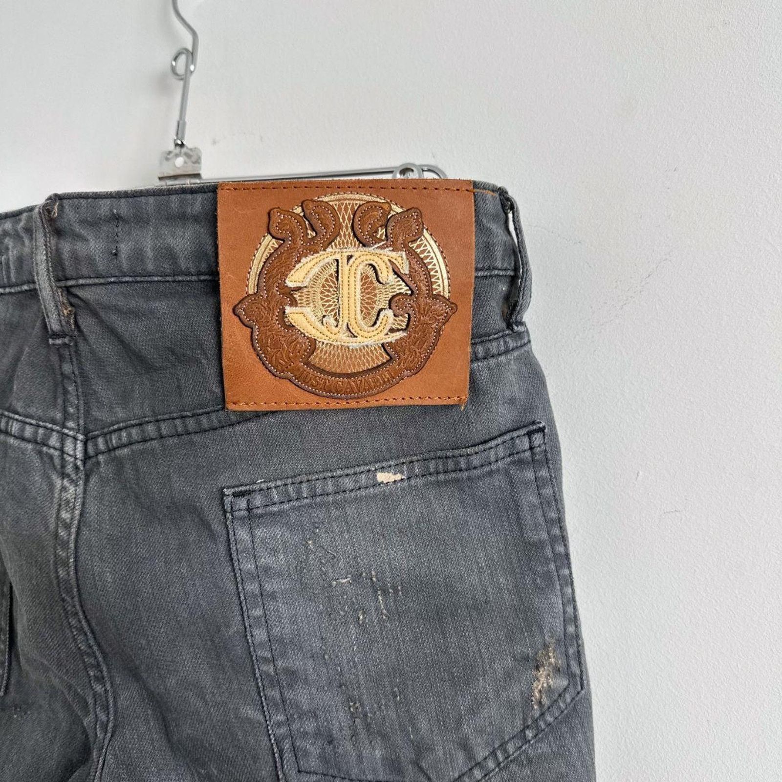 Just Cavalli Vintage Just Cavalli Distressed Jeans in Faded Grey - Unisex Size US 30 / EU 46 - 6 Thumbnail