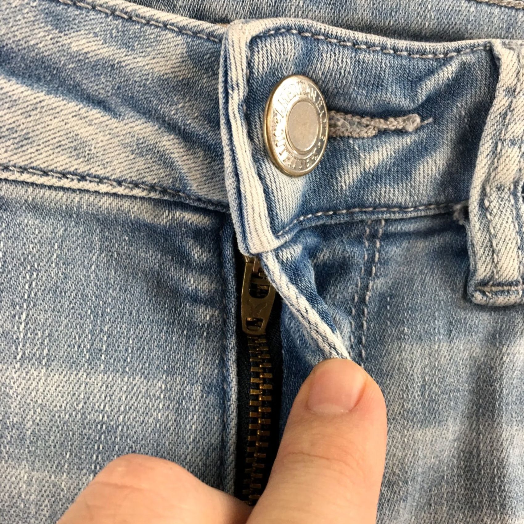 American Eagle Outfitters American Eagle Outfitters Jeans Womens 4 Regular Light Wash Skinny Zip Fly Stretch Denim Jeans Size 27" / US 4 / IT 40 - 5 Thumbnail