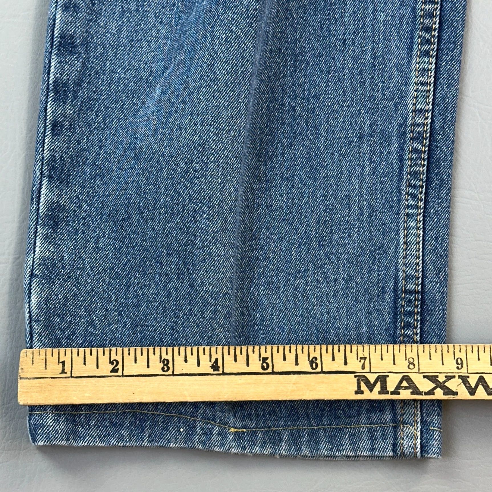 Levi's Levis 550 Jeans Mens 36x29 36x26 Medium Wash Denim Relaxed Fit Casual Hemmed Jeans Size US 36 / EU 52 - 7 Thumbnail