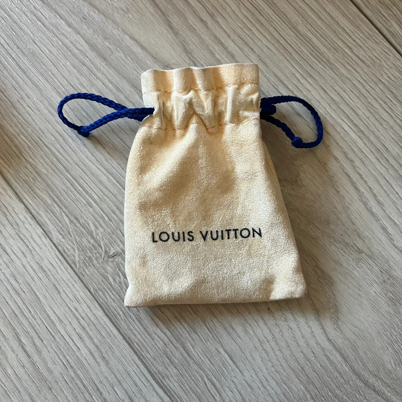 Louis Vuitton Louis Vuitton Keep It Bracelet Damier Graphite Canvas Size ONE SIZE - 5 Thumbnail