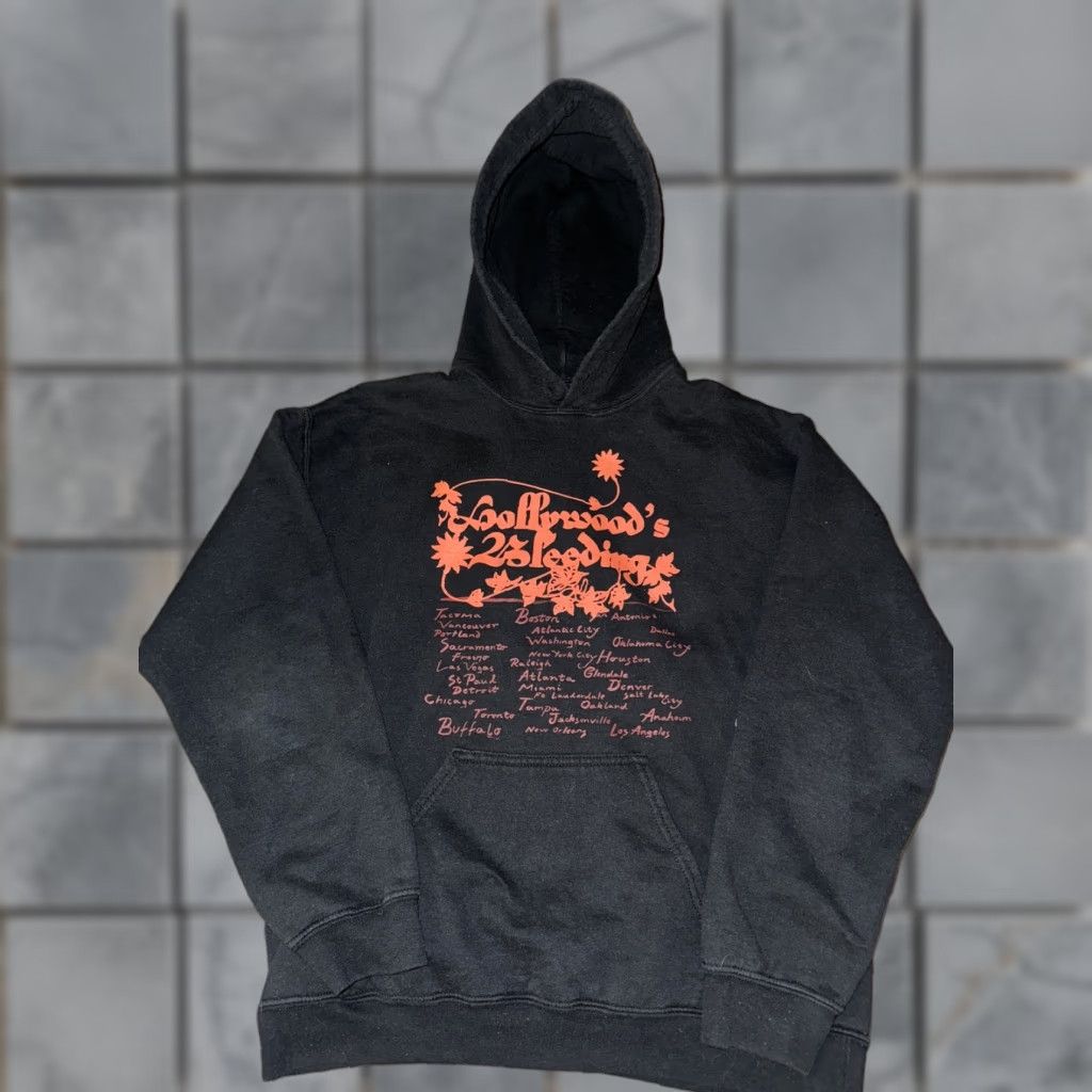 Vintage Post Malone Hollywood's Bleeding Tour Hoodie Sweatshirt Men's M Black Writing 90s? Size US M / EU 48-50 / 2 - 1 Thumbnail