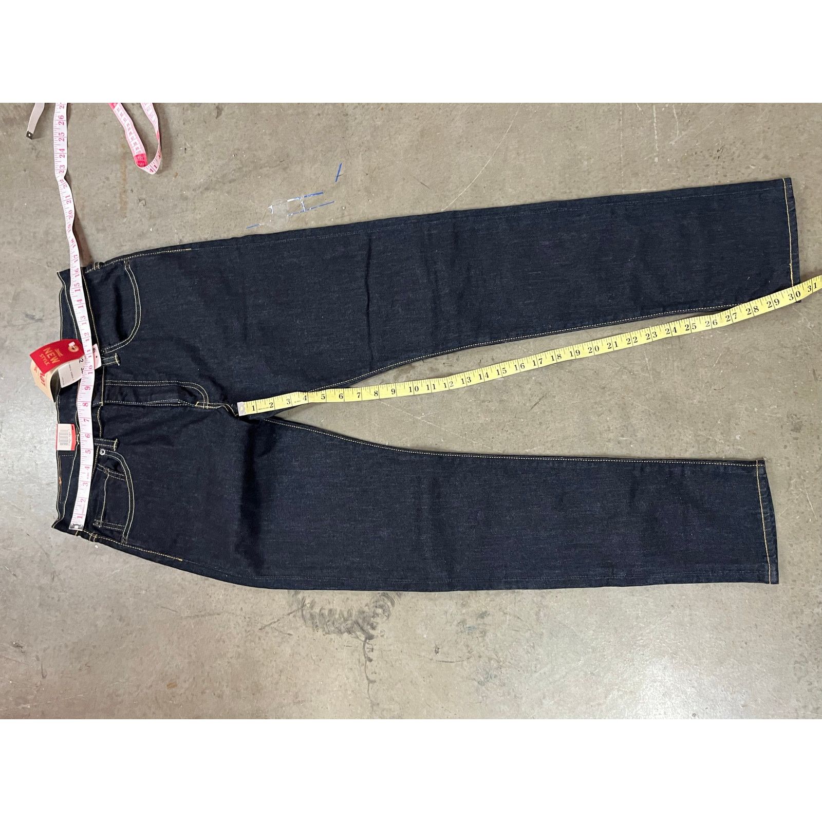Levi's Levi’s - 512™ SLIM TAPER FIT MEN'S JEAN / 32x32 / NWT Size US 32 / EU 48 - 5 Thumbnail