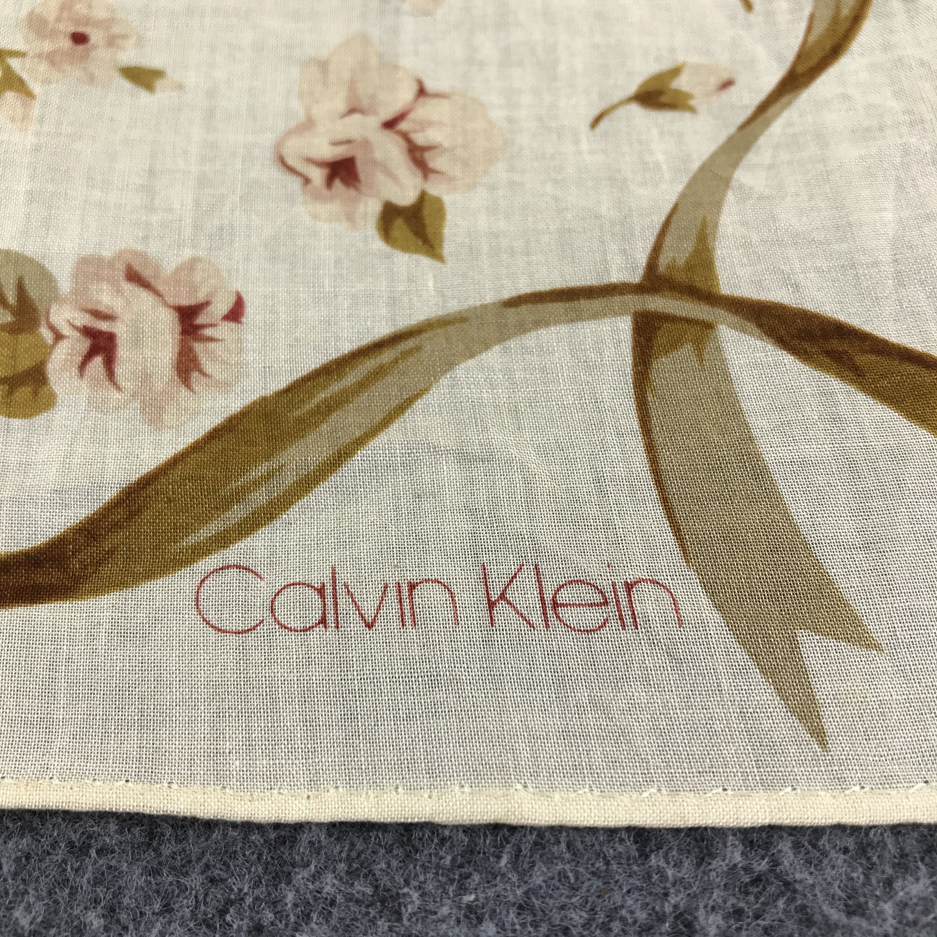 Calvin Klein Calvin Klein Handkerchief Neckerchief Bandana H608 Size ONE SIZE - 4 Thumbnail