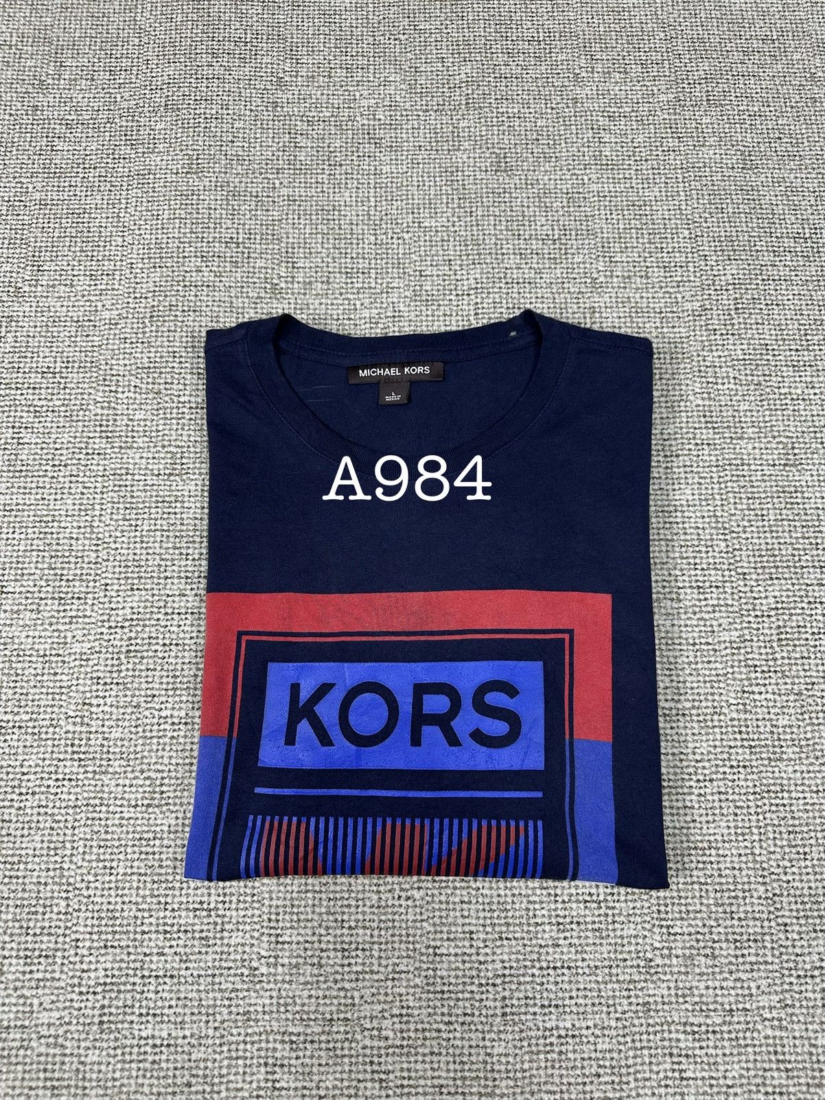 Michael Kors Michael Kors Big Logo Tshirt A984 Size US L / EU 52-54 / 3 - 12 Thumbnail