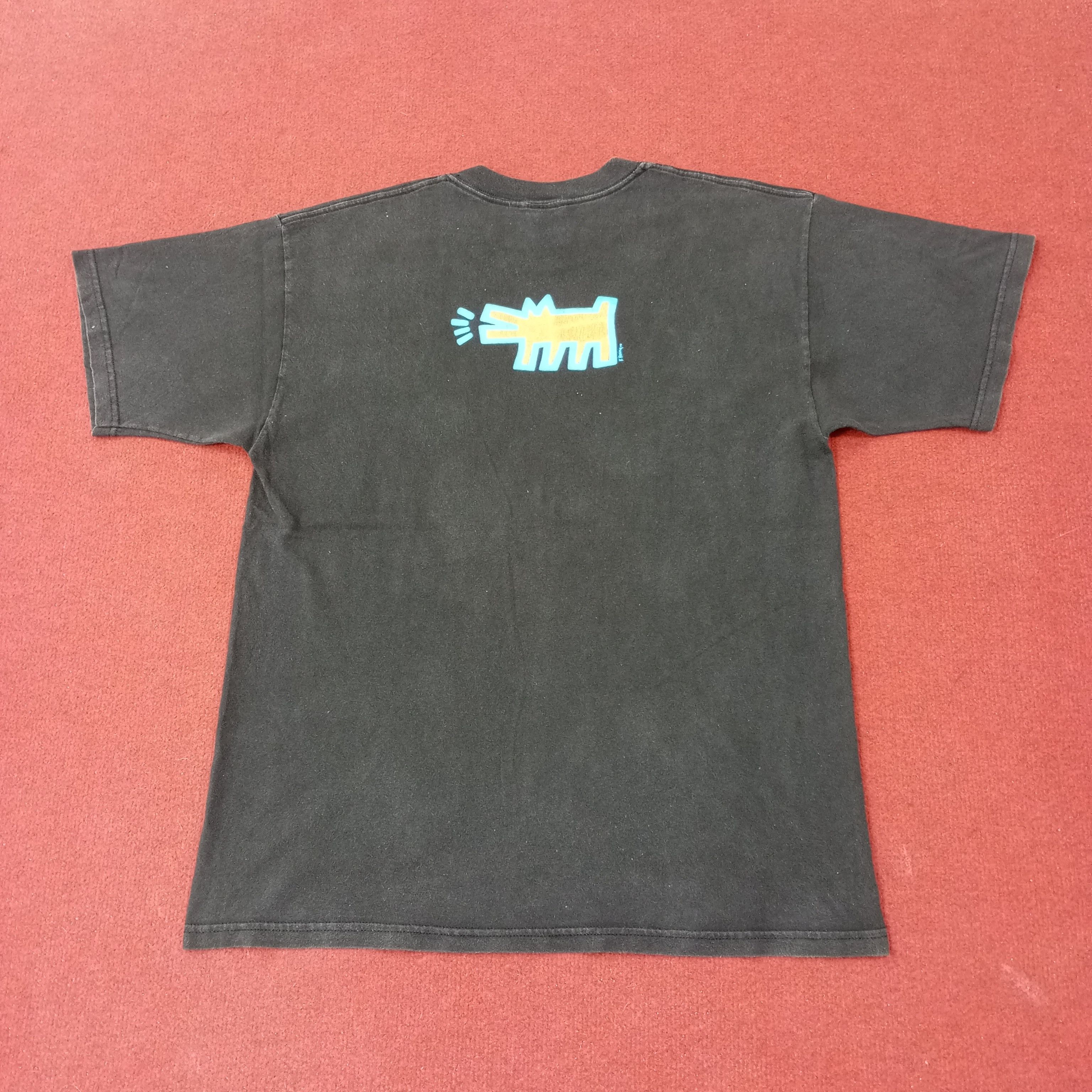 Keith Haring Keith Haring Pop Shop Vintage Tshirt c223n25 Size US L / EU 52-54 / 3 - 6 Thumbnail