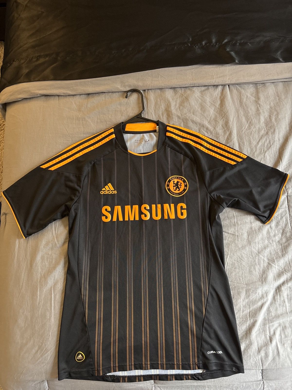 Adidas Chelsea FC 2010/2011 Away Kit Size US M / EU 48-50 / 2 - 1 Thumbnail