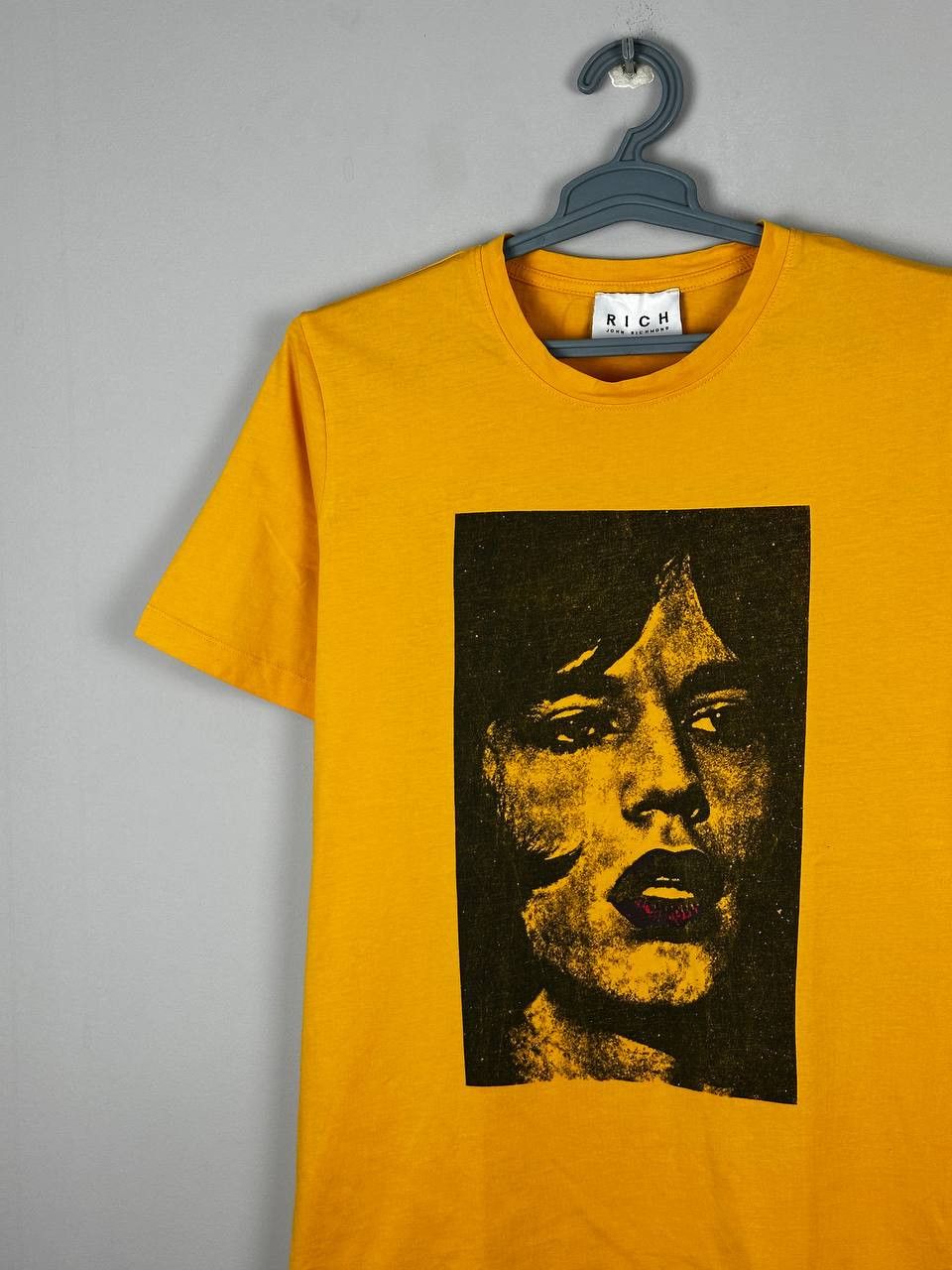 John Richmond John Richmond Portreit Girl Face T Shirt Size US M / EU 48-50 / 2 - 3 Thumbnail