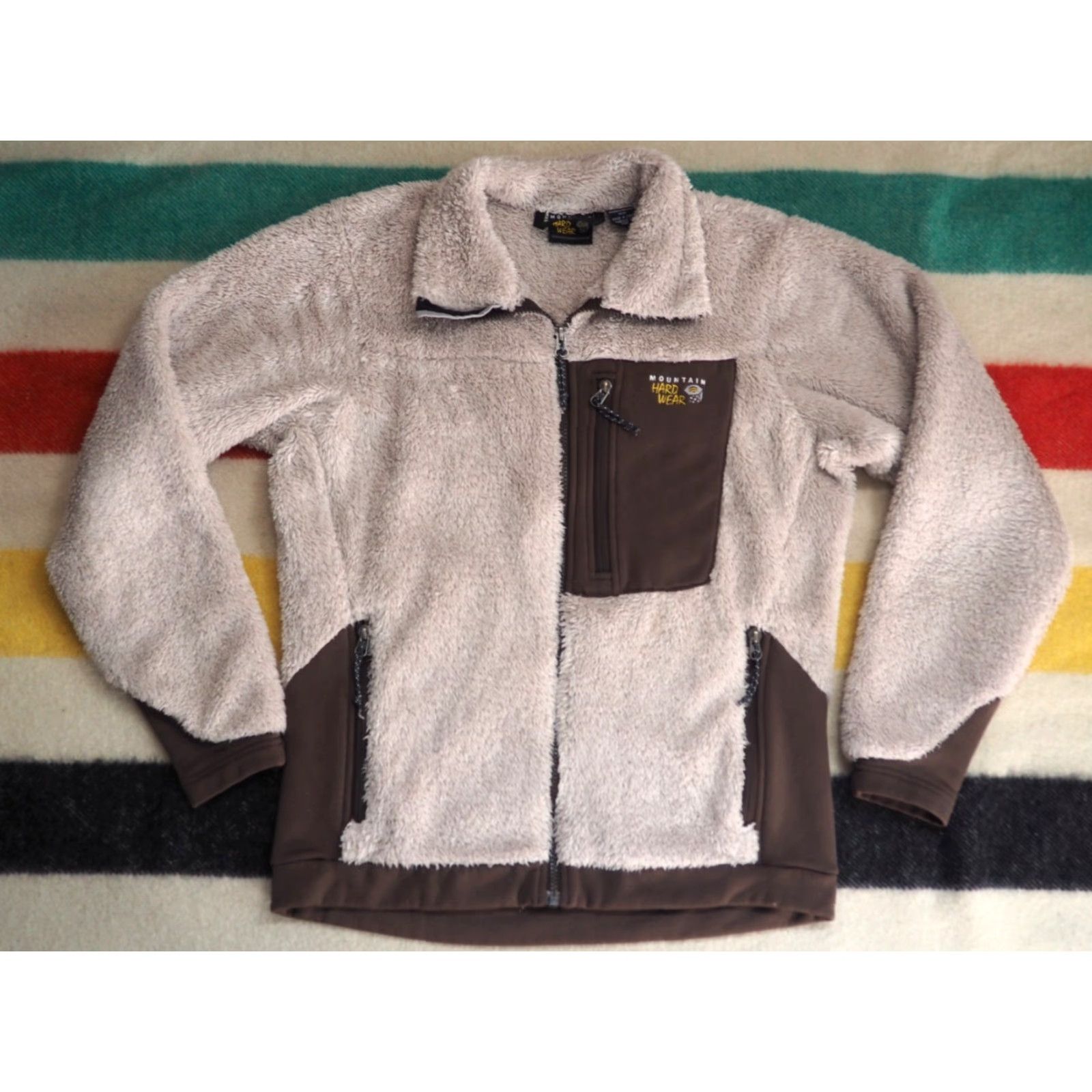 Mountain Hardwear VTG Mountain Hardwear Jacket Womens M Beige Fleece Zip 2000s Outdoor Casual Full Zip Pockets Size M / US 6-8 / IT 42-44 - 2 Thumbnail
