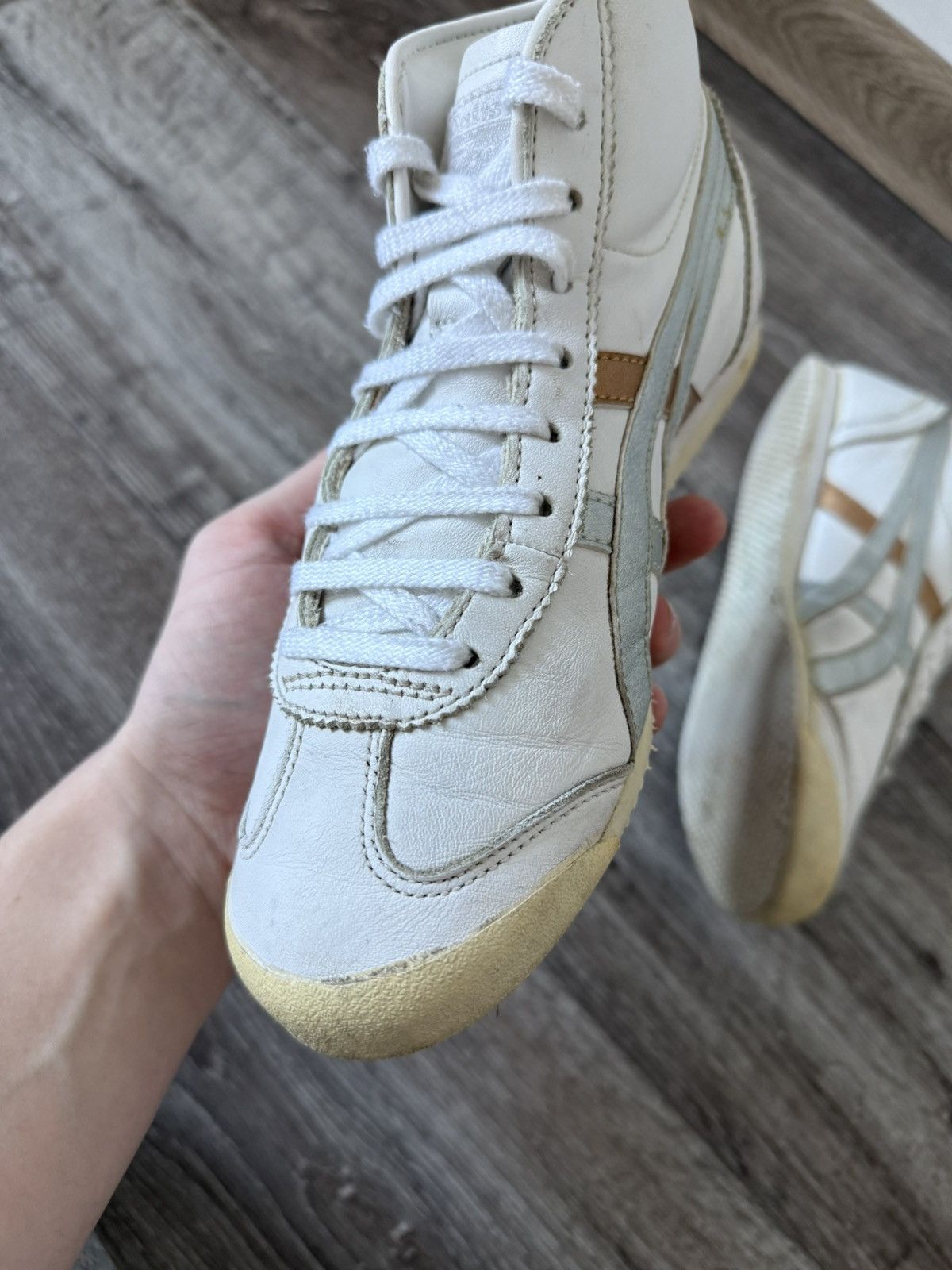 Asics Asics Onitsuka Tiger High Tokyo Vintage Leather SneakerShoes Size US 5 / IT 35 - 6 Thumbnail