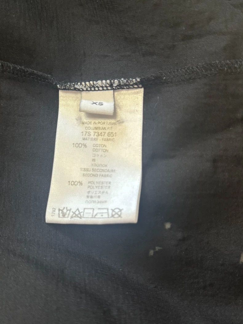 Givenchy Givenchy Big Destroyed Short-sleeve Black 2506-Nextarrow Size US XS / EU 42 / 0 - 4 Thumbnail