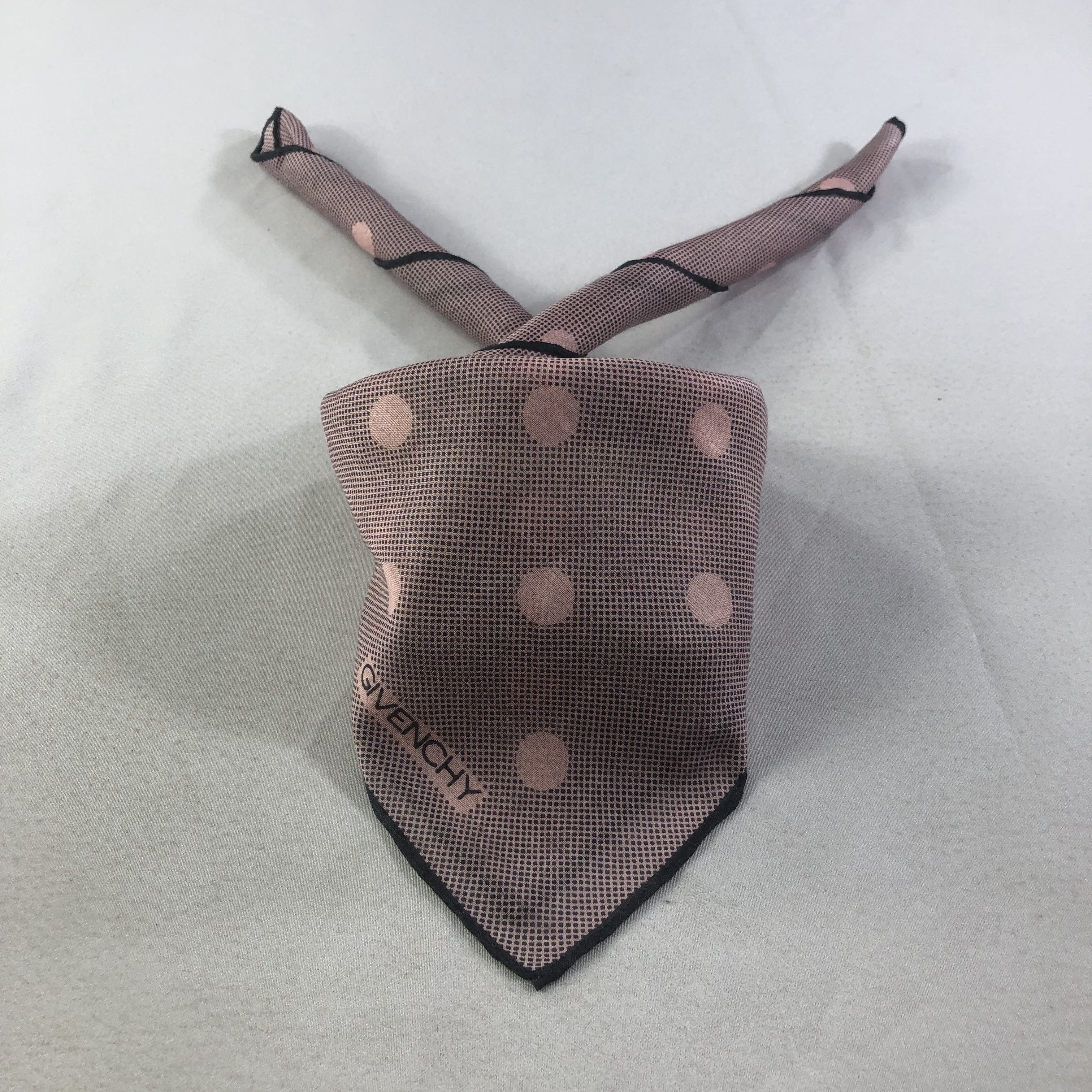 Givenchy Givenchy Hand Rolled Handkerchief Neckerchief Bandana H2296 Size ONE SIZE - 1 Thumbnail