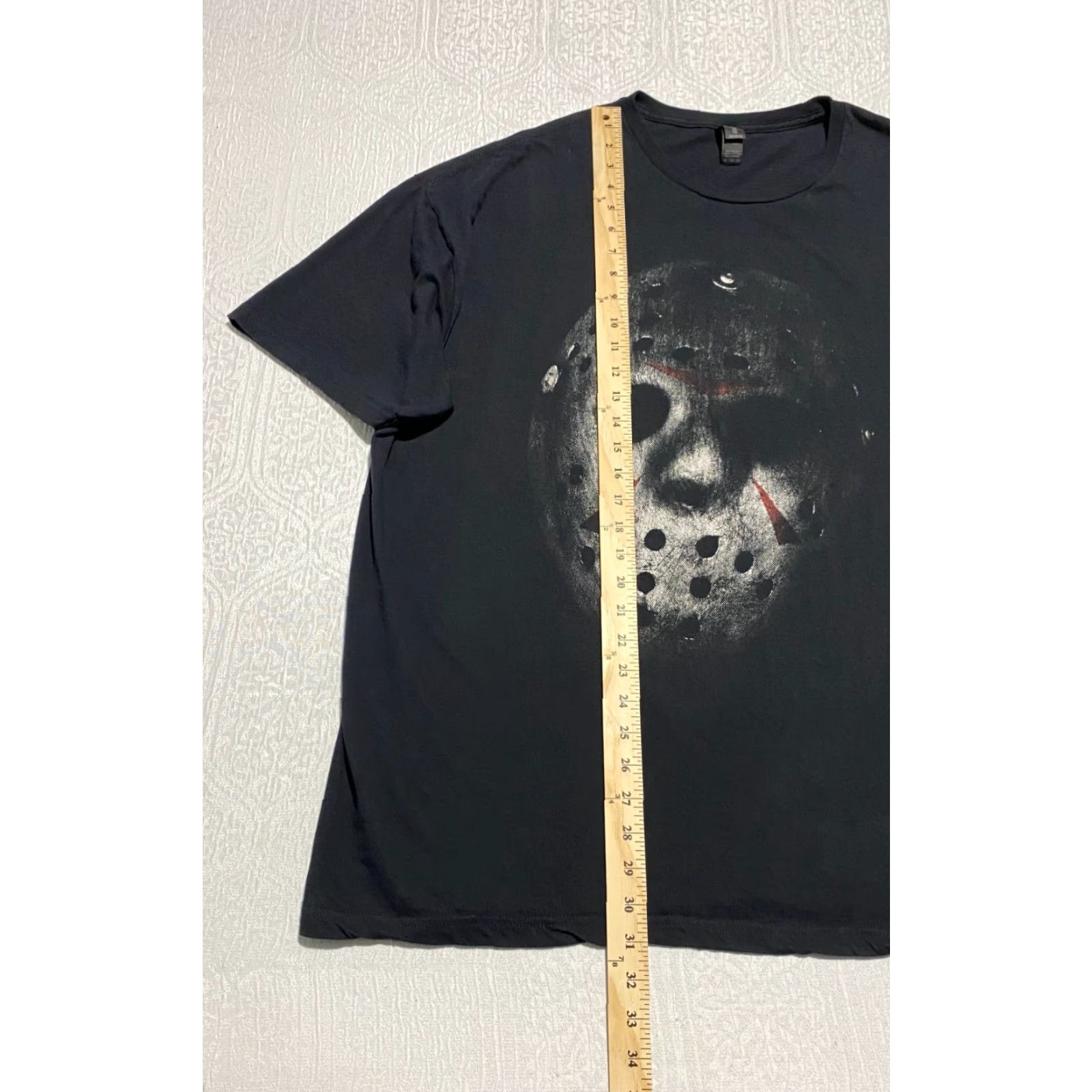 Gildan Friday The 13th Jason Voorhees Shirt Mens 3XL Black Gildan Horror Tee Mask Tee Shirt Horror Movie Shirt Mens 3XL Black Gildan 1980s 90s Size US XXL / EU 58 / 5 - 5 Thumbnail