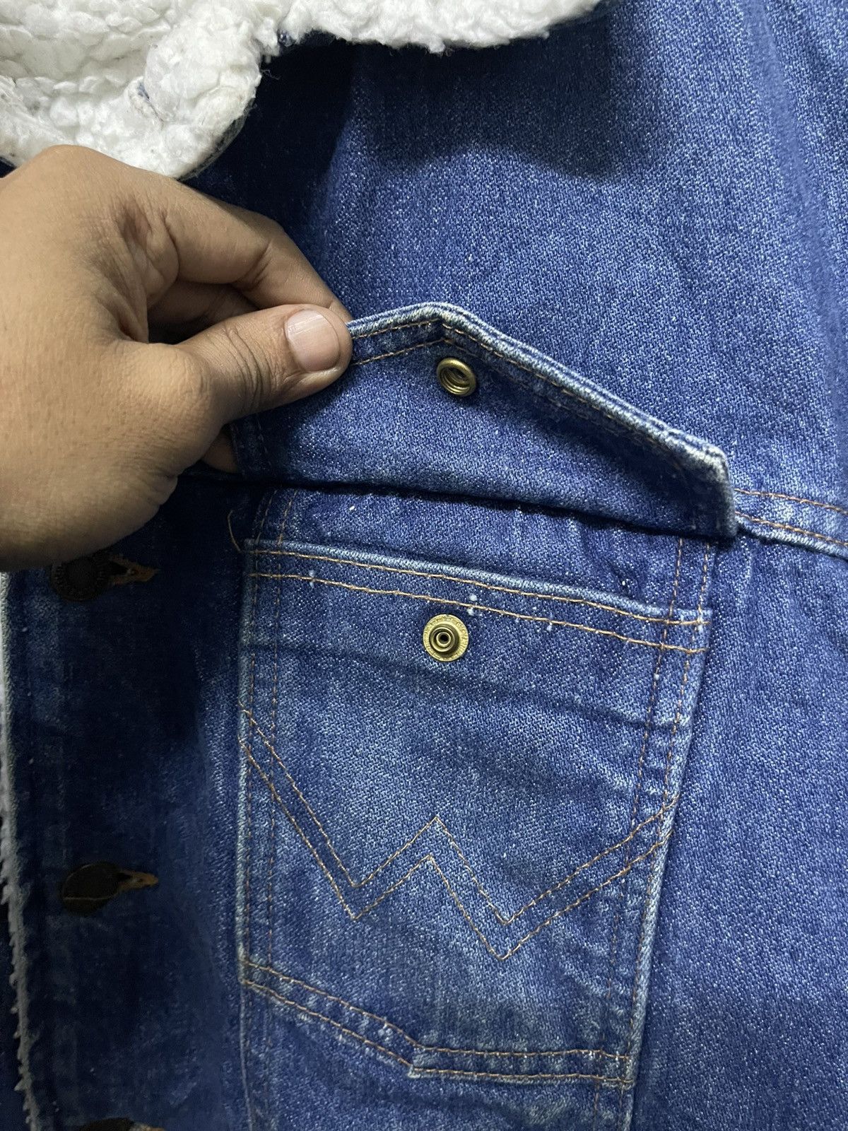 Wrangler 80s WRANGLER SHERPA FLEECE WESTERN DENIM JACKET RARE Size US M / EU 48-50 / 2 - 12 Thumbnail