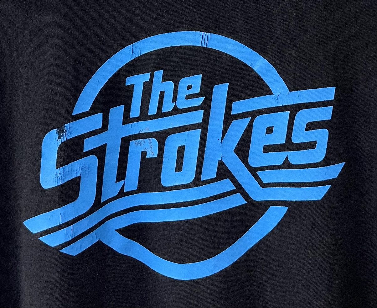 Band Tees VINTAGE 00s THE STROKES OG LOGO INDIE ROCK BAND TSHIRT Size US XL / EU 56 / 4 - 6 Thumbnail