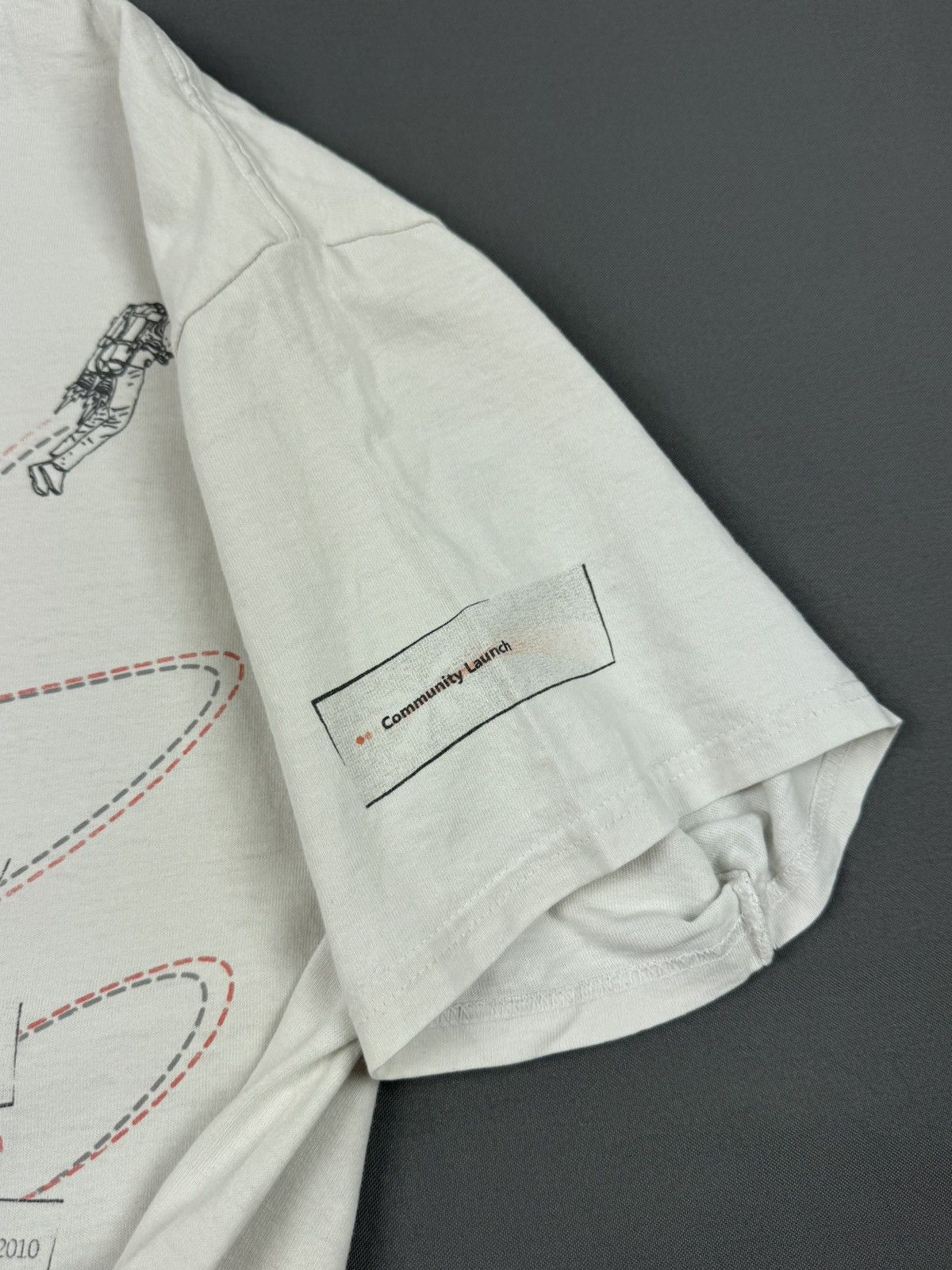 Microsoft Distressed Microsoft Windows Systems T-Shirt Size US L / EU 52-54 / 3 - 9 Thumbnail