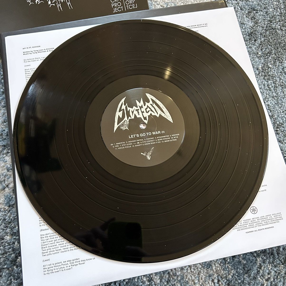 Sad Boys × Yung Lean YEAR0001 x ORMOLYCKA CHAPTER 1 ViNYL RECORD CASSETTE BOX SET Size ONE SIZE - 21 Thumbnail