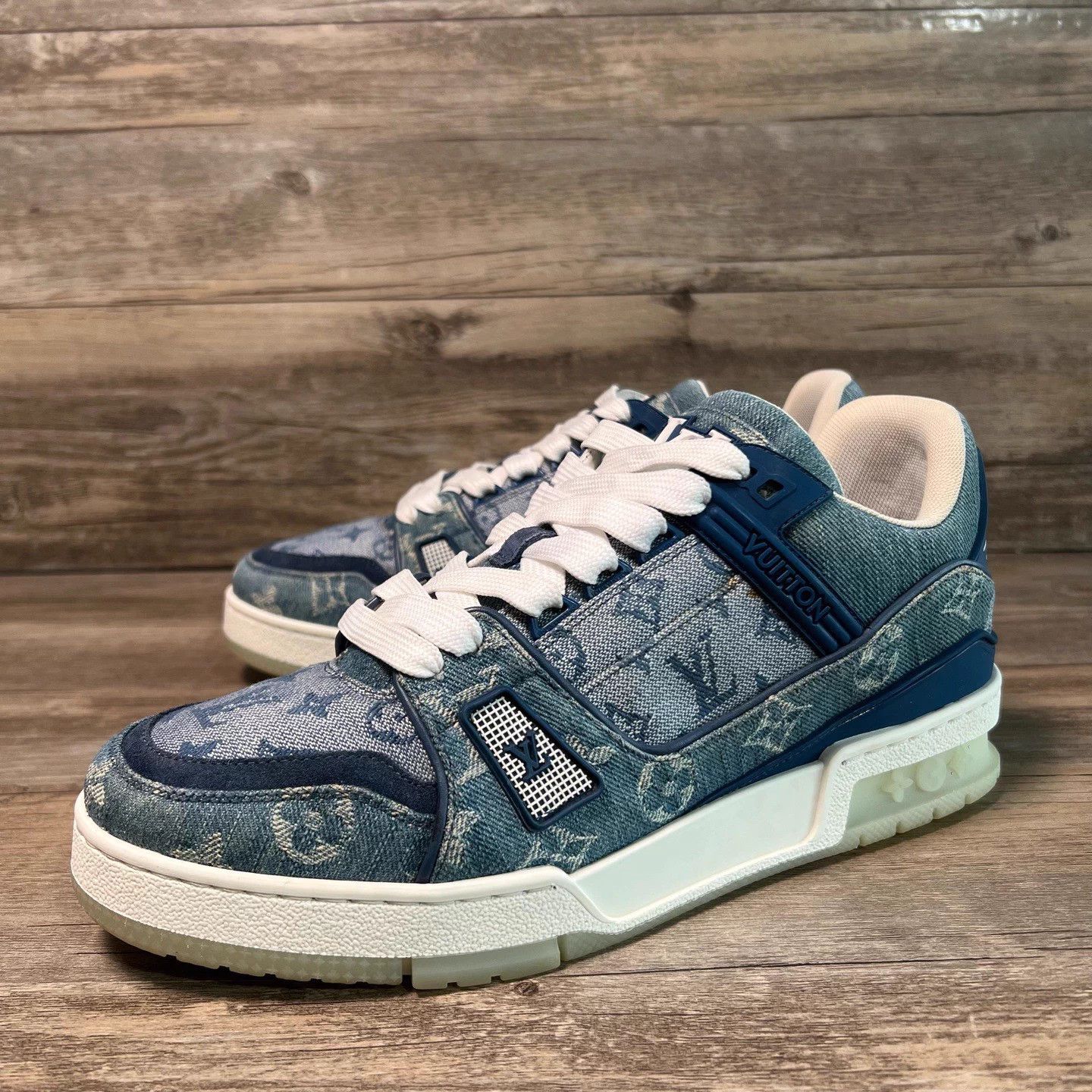 Louis Vuitton LV trainer Louis VUITTON low top sneakers Size US 7.5 / EU 40-41 - 2 Thumbnail